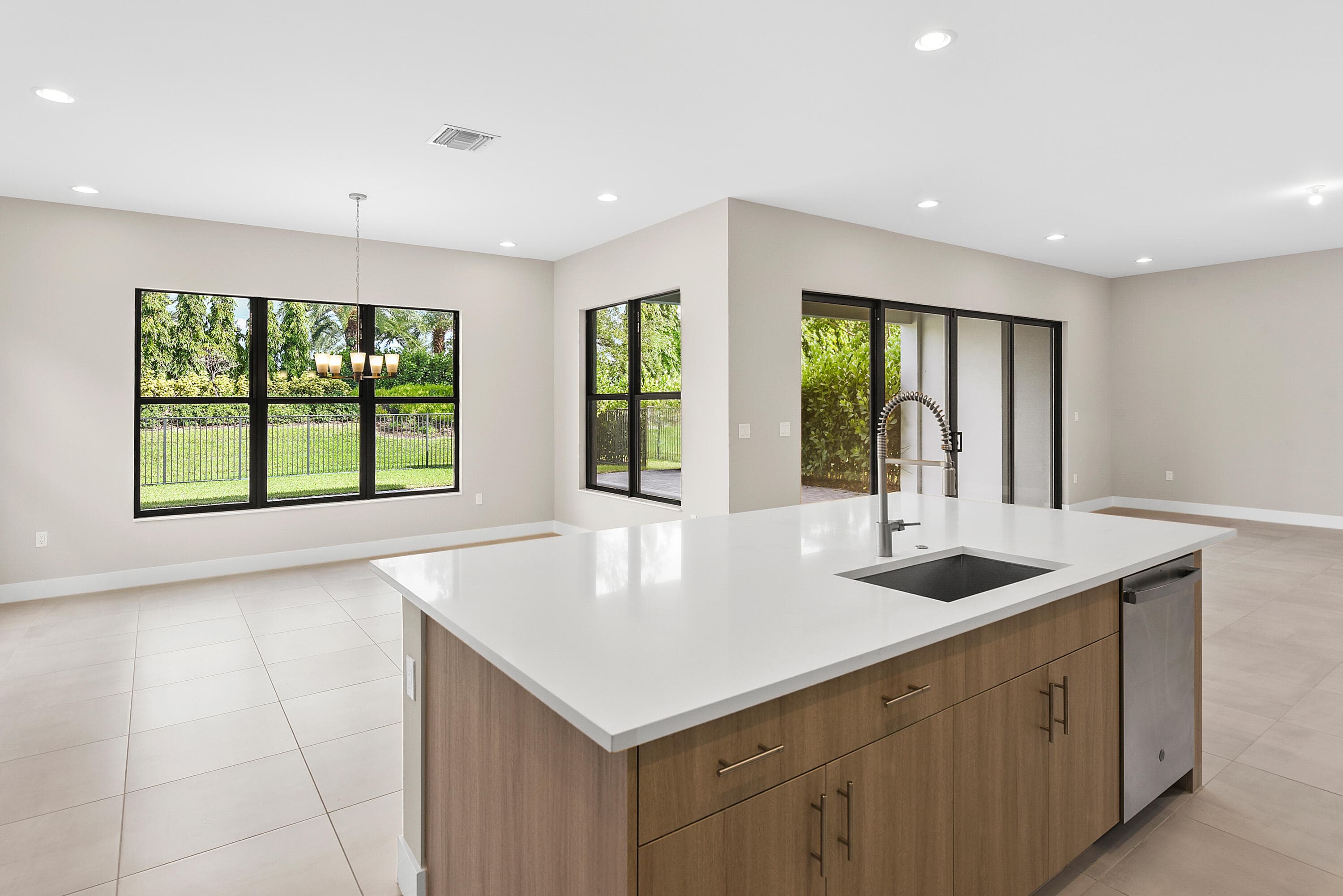 20318 Castle Stuart Avenue, Boca Raton, FL 33434 — photo 7 of 48