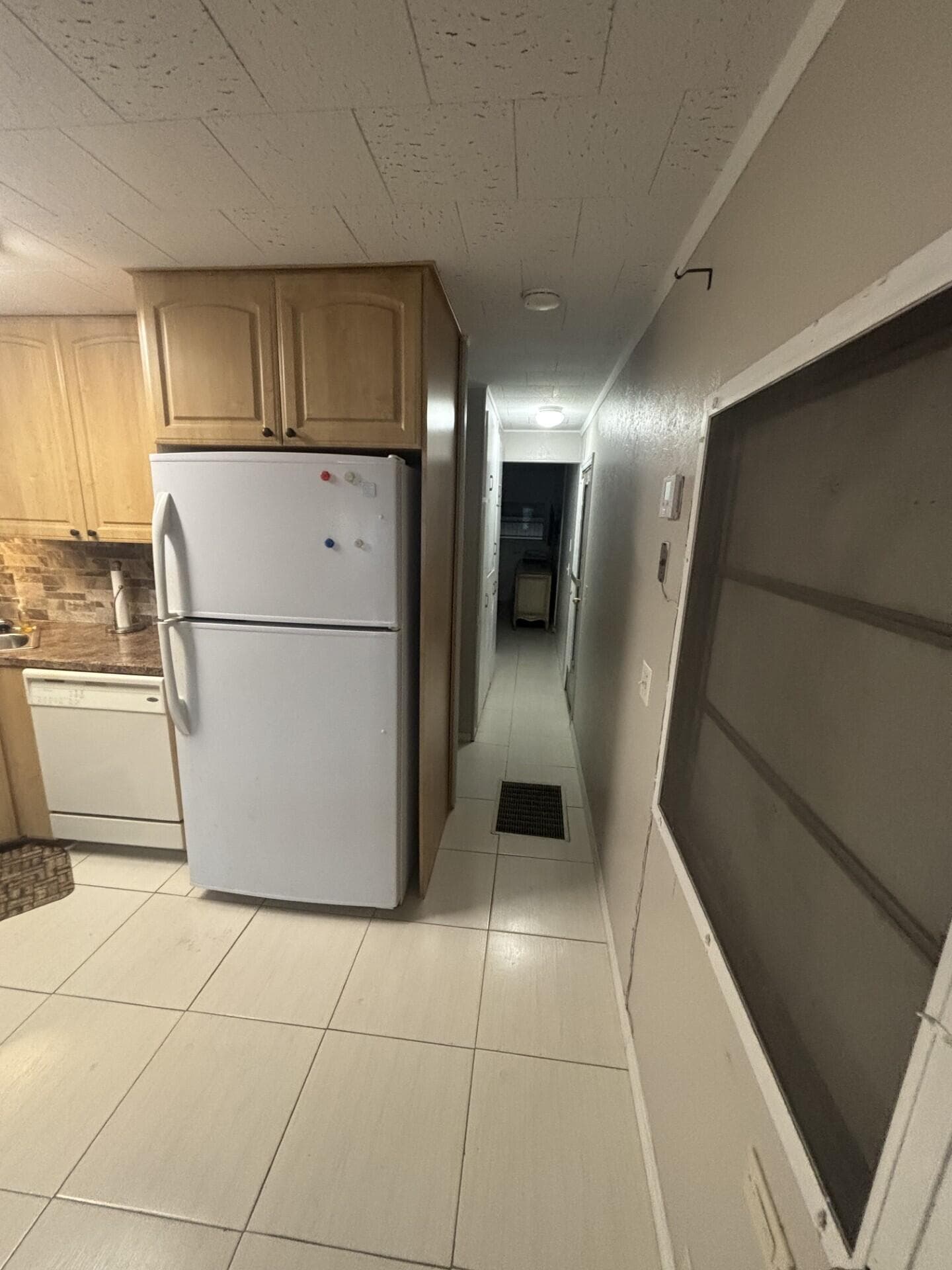 562 NE 47th St, Lot 393, Deerfield Beach, FL 33064 — photo 15 of 26