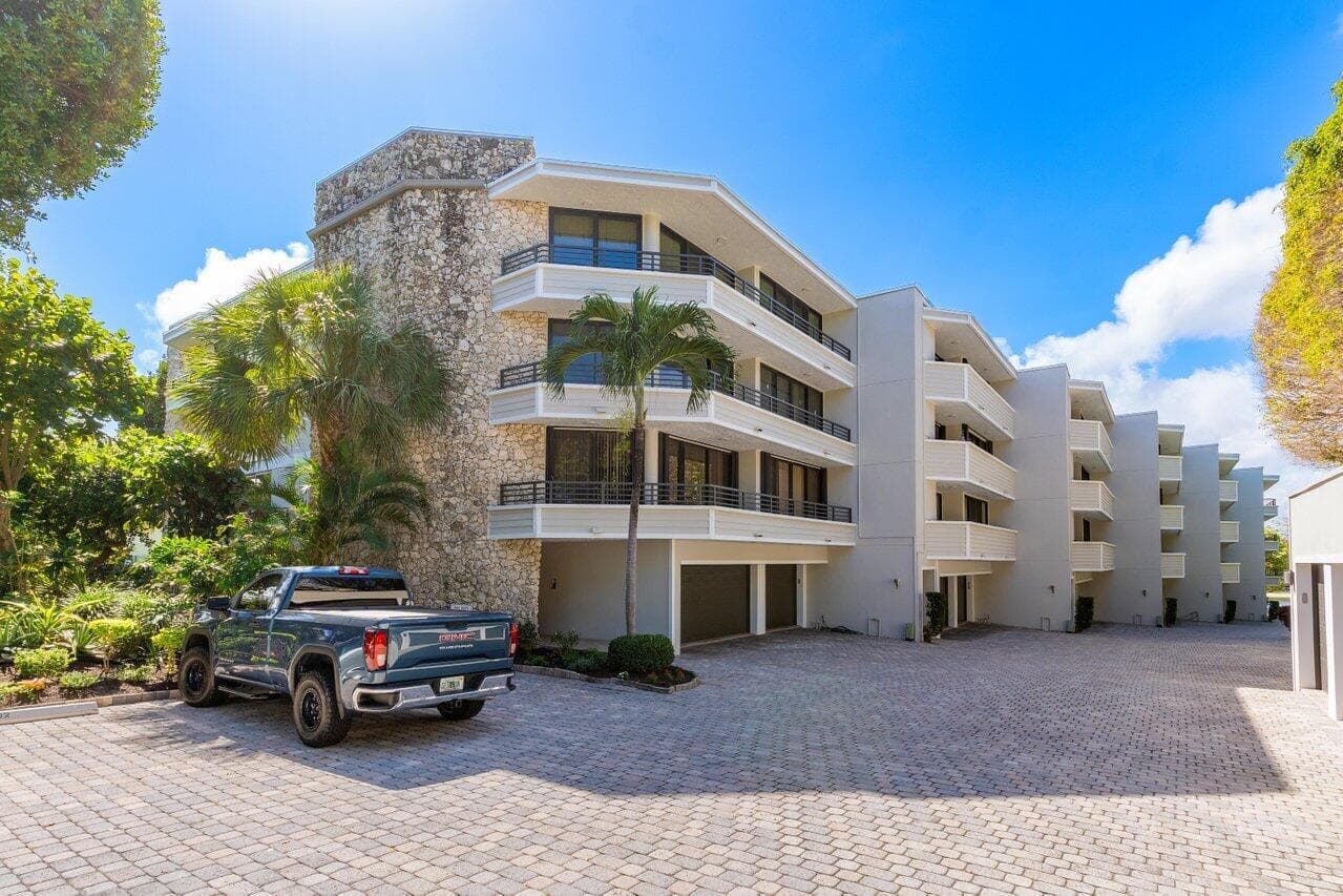 1170 Hillsboro Mile 302, Hillsboro Beach, FL 33062 — photo 2 of 38