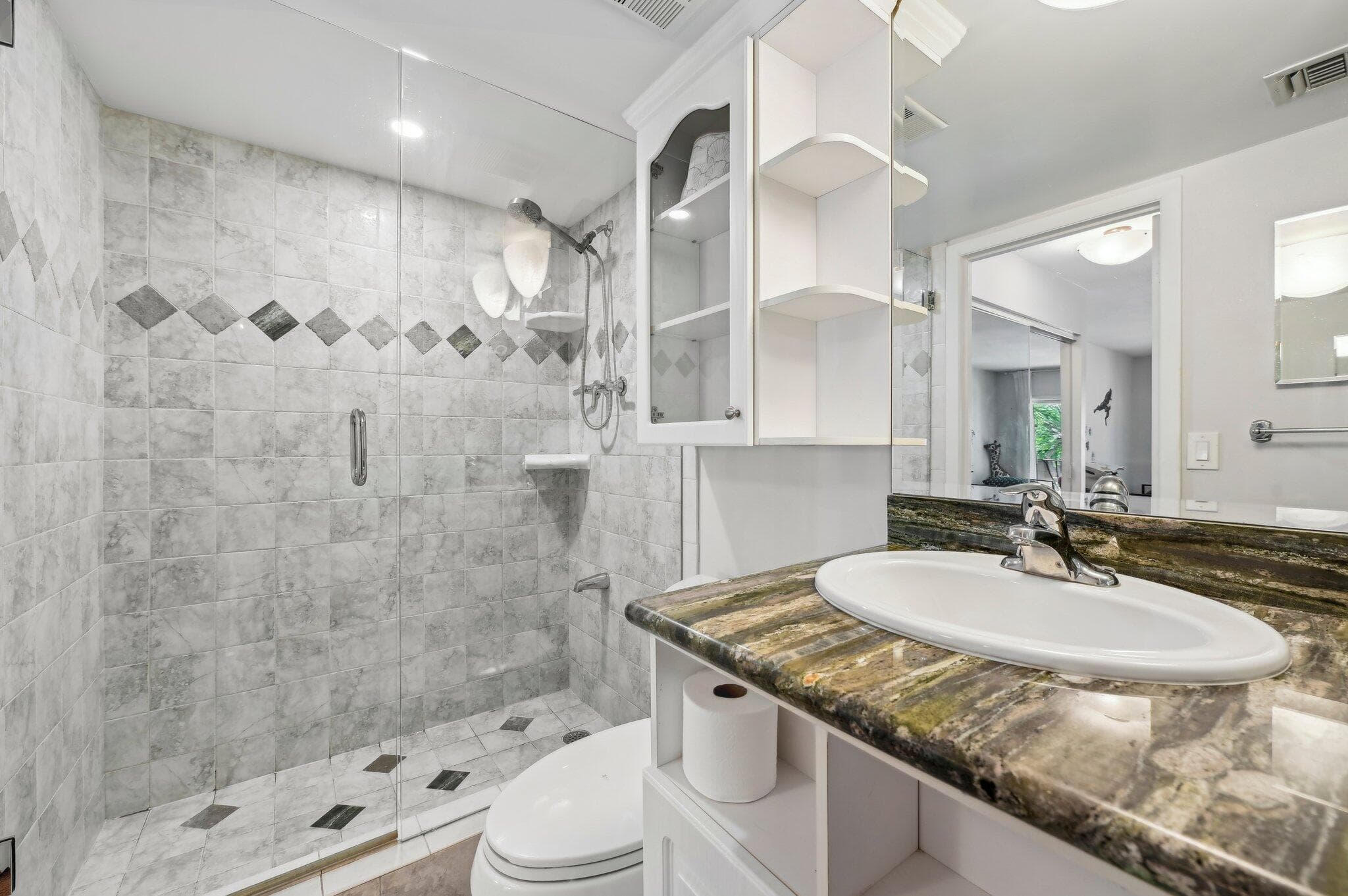 3909 N Ocean Boulevard 215, Fort Lauderdale, FL 33308 — photo 17 of 22