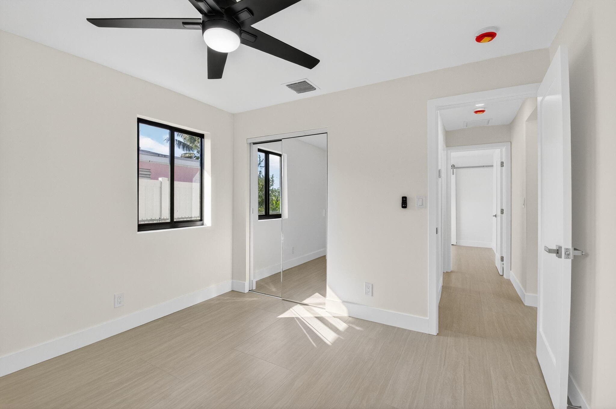 122 SW 9th Avenue, Delray Beach, FL 33444 — photo 24 of 32
