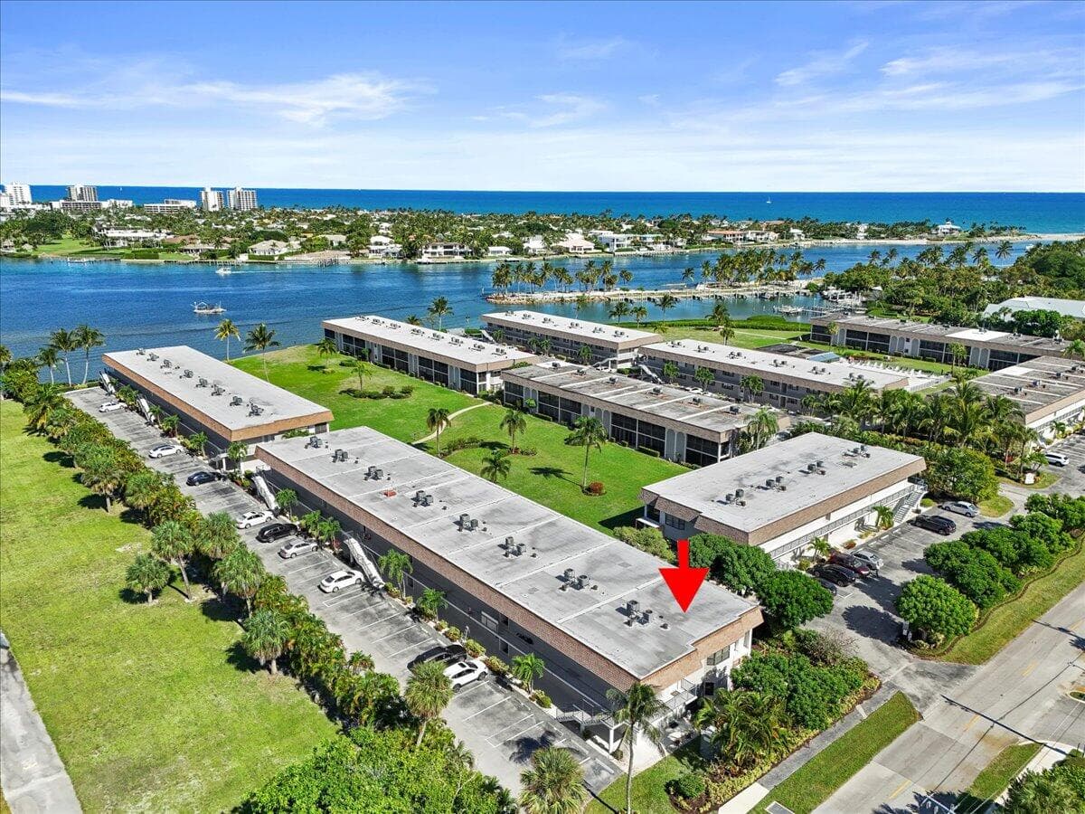 755 Saturn Street H101, Jupiter, FL 33477 — photo 2 of 40