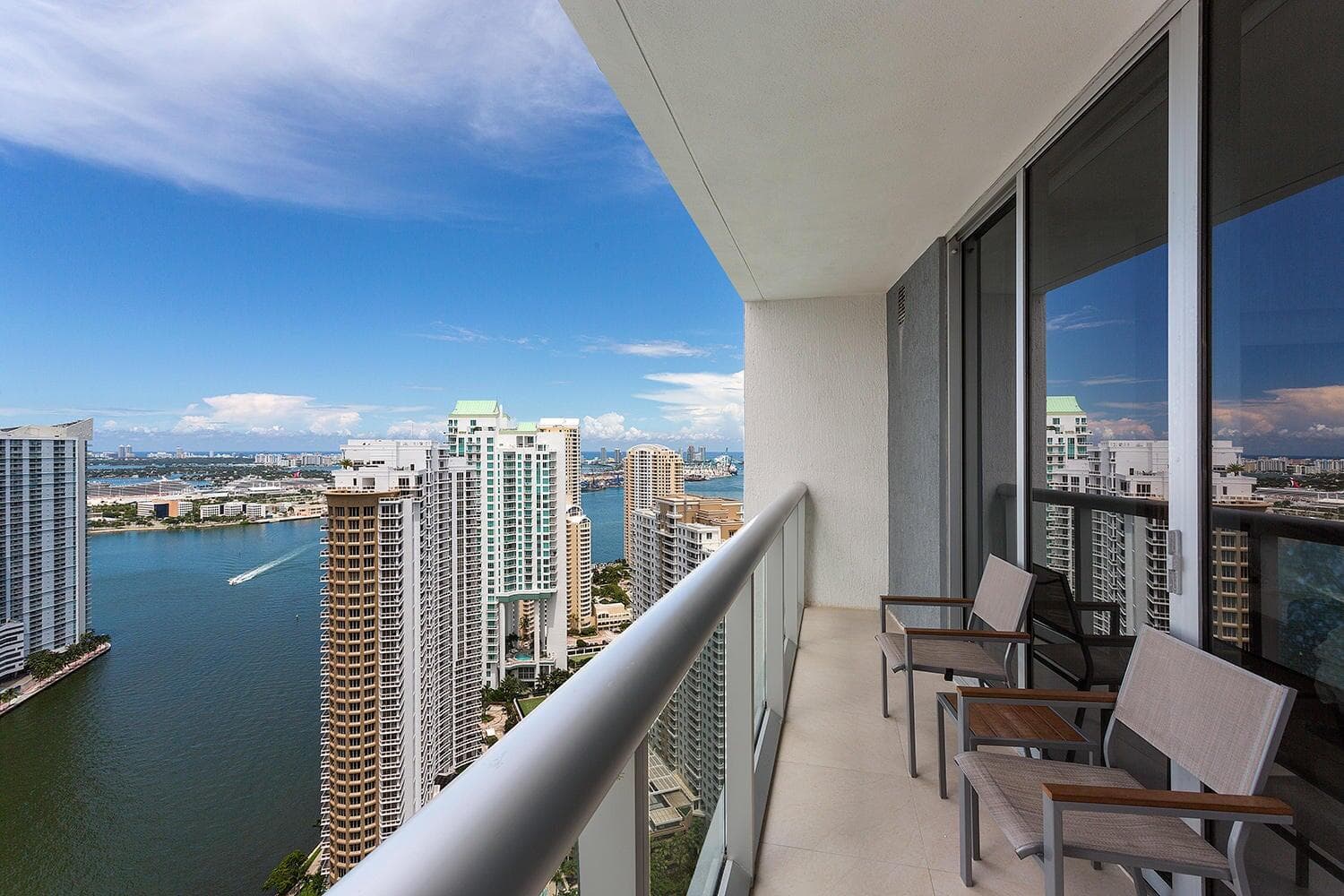 495 Brickell Avenue 4010, Miami, FL 33131 — photo 25 of 55