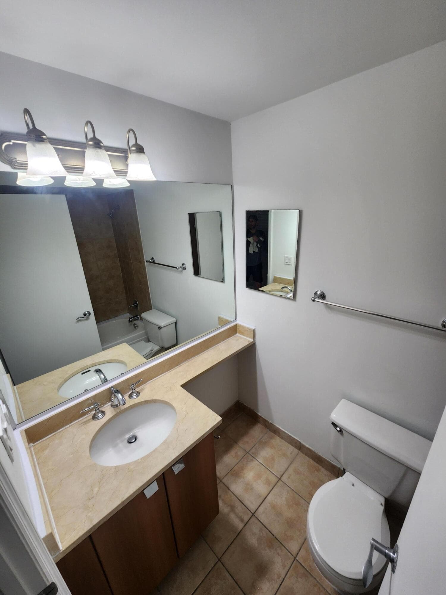 1020 Crystal Way L, Delray Beach, FL 33444 — photo 11 of 19