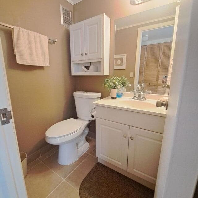 125 Norwich F, West Palm Beach, FL 33417 — photo 7 of 8