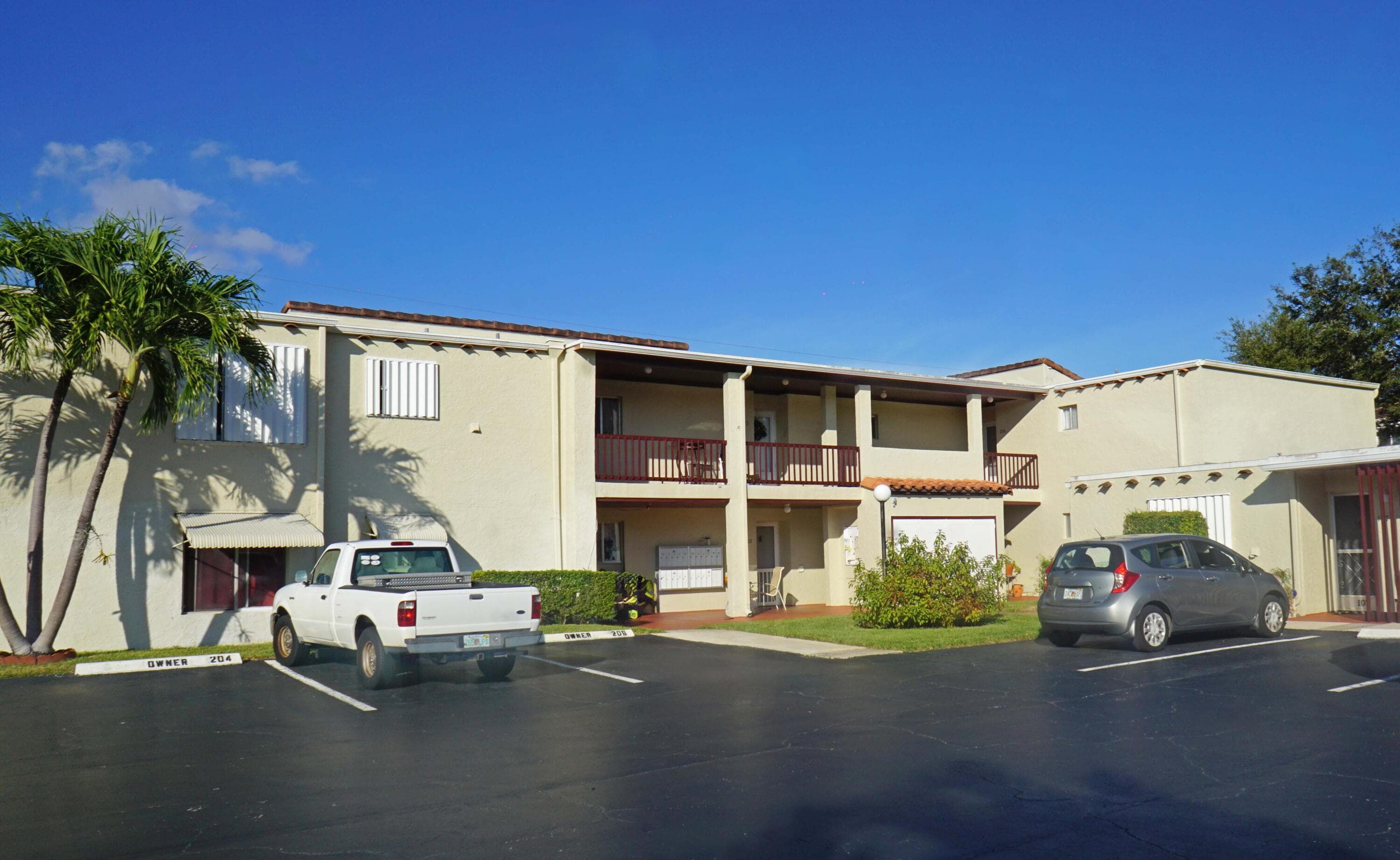 2601 Boundbrook Boulevard 206, Palm Springs, FL 33406 — photo 25 of 25