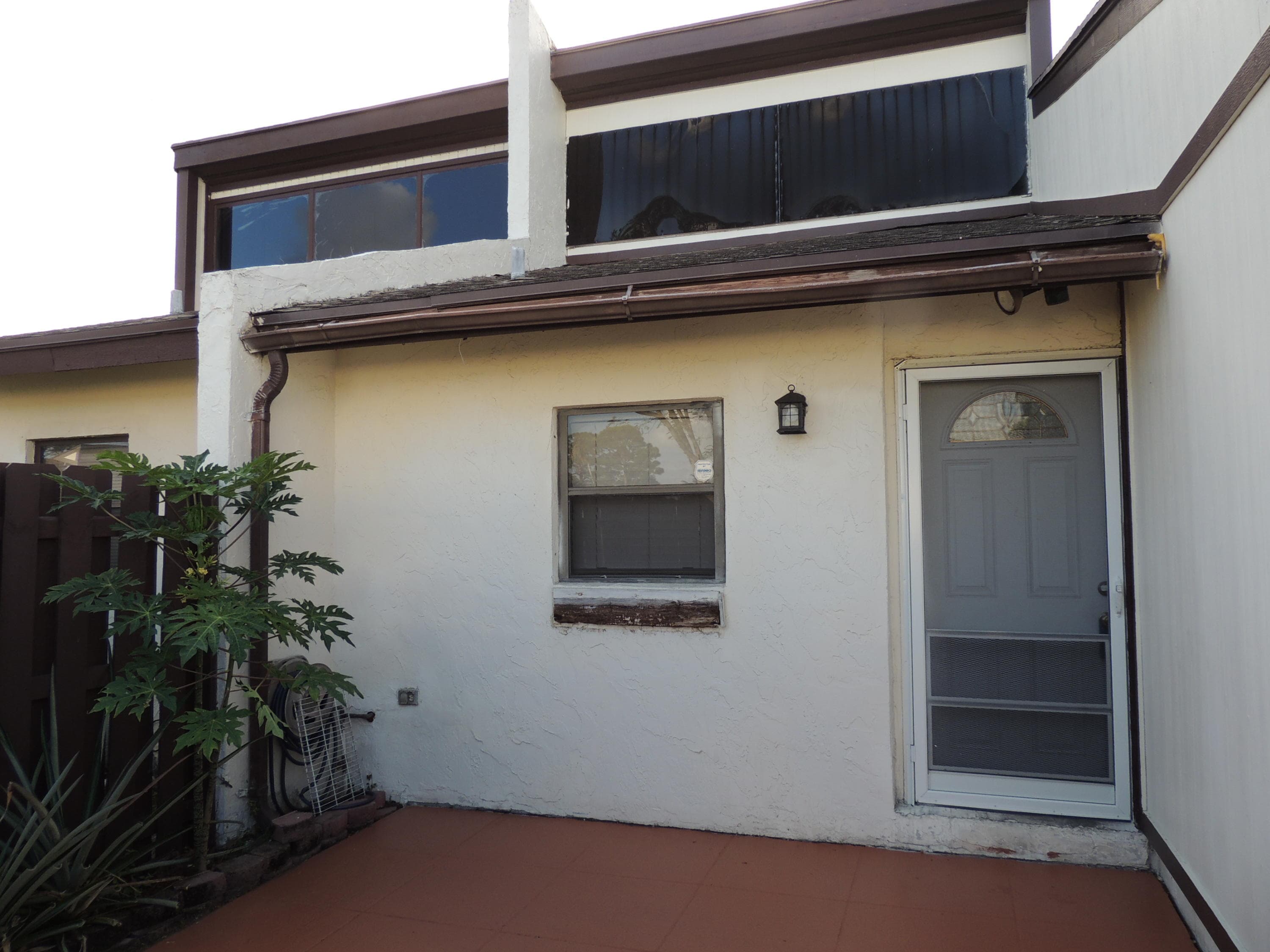 1829 Abbey Road, West Palm Beach, FL 33415 — photo 1 of 15