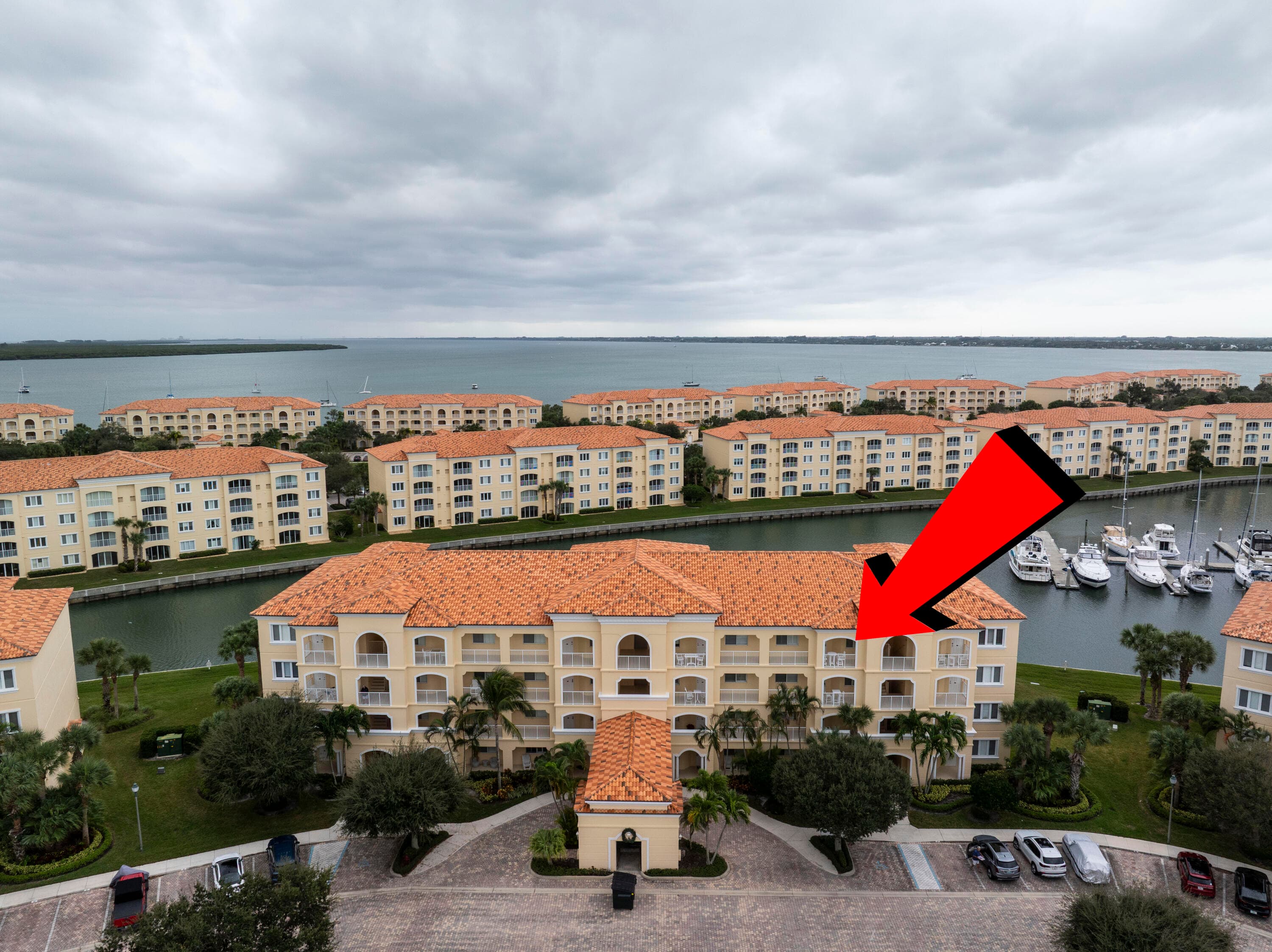 8 Harbour Isle Drive E Ph5, Fort Pierce, FL 34949 — photo 41 of 43