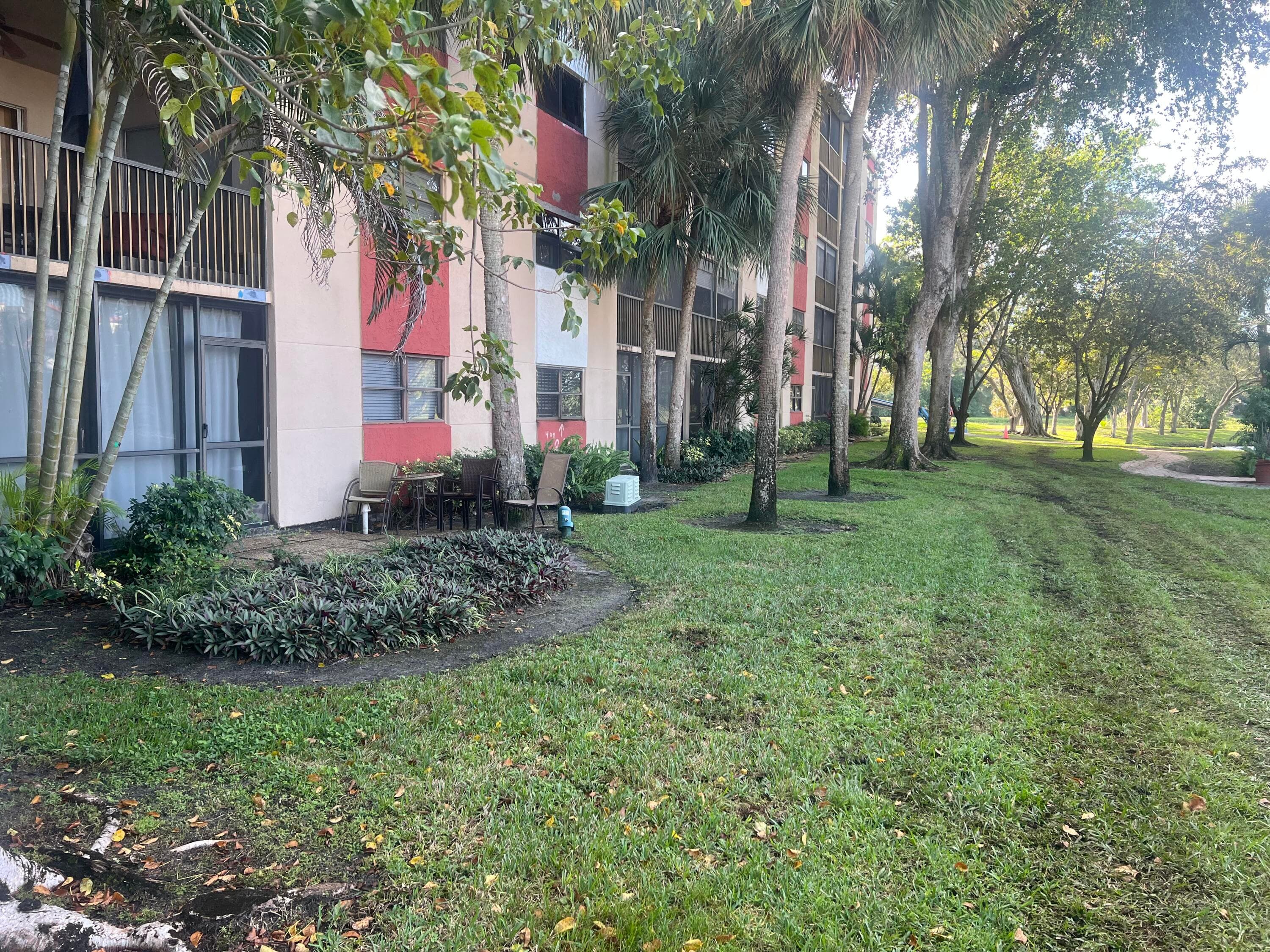 2208 S Cypress Bend Drive 106, Pompano Beach, FL 33069 — photo 12 of 33