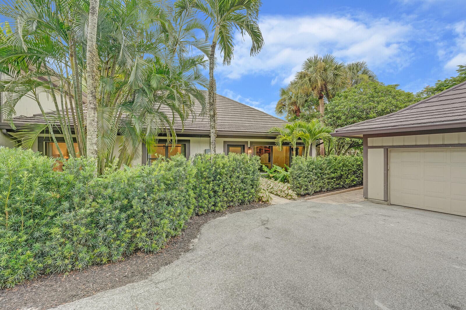 2735 Polo Island Drive K104, Wellington, FL 33414 — photo 3 of 56