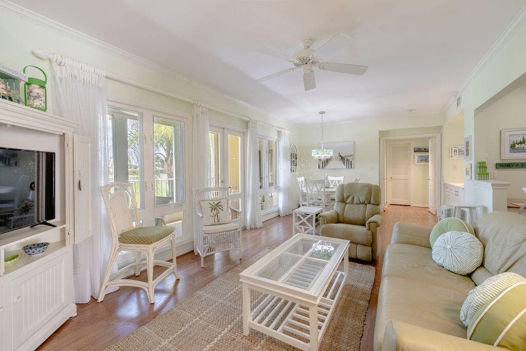 5520 E Harbor Village Drive 101, Vero Beach, FL 32967 — photo 7 of 54