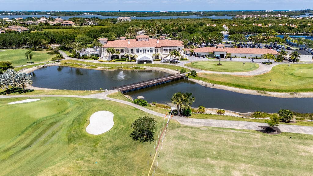 5520 E Harbor Village Drive 101, Vero Beach, FL 32967 — photo 46 of 54