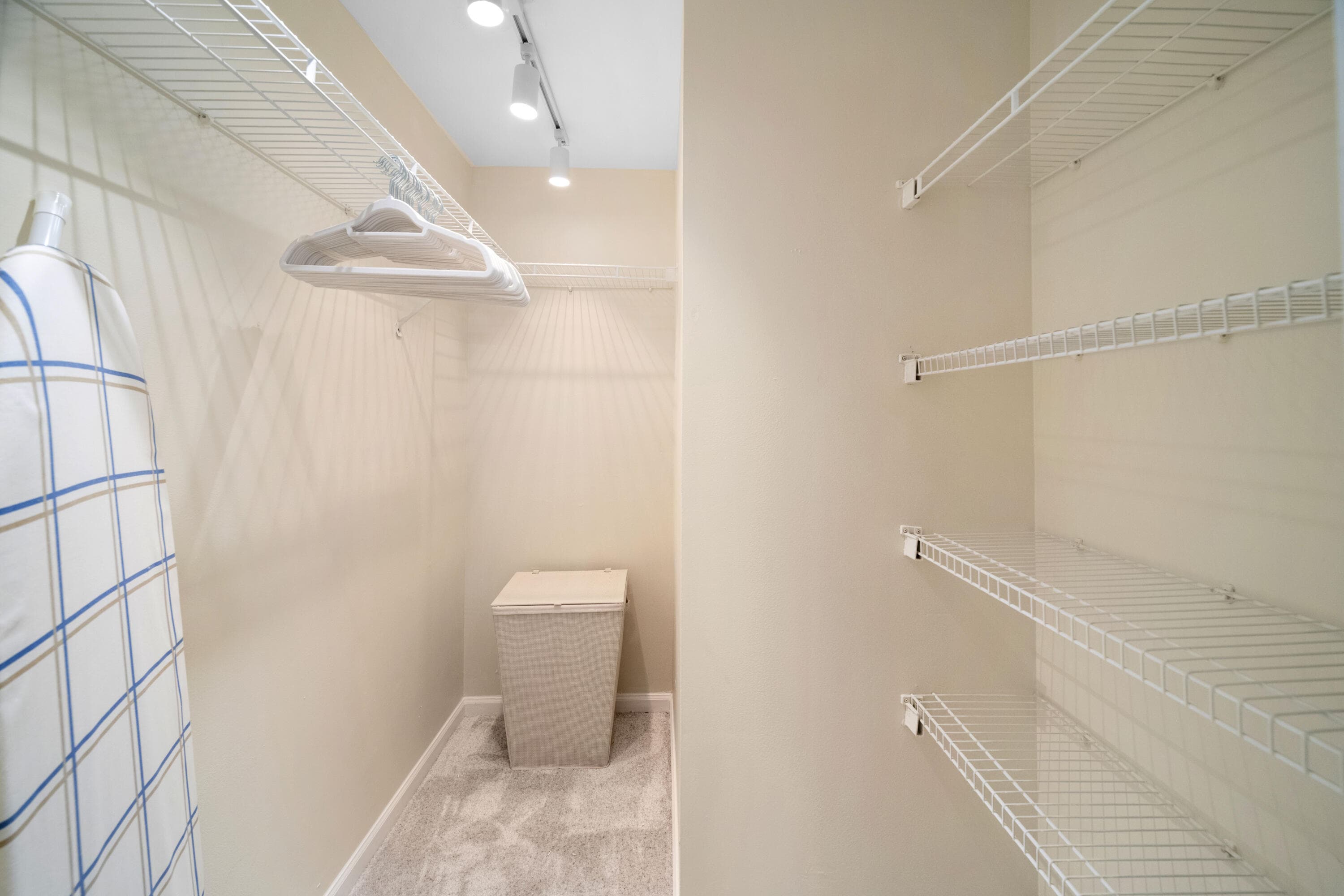 720 S Sapodilla Avenue 301, West Palm Beach, FL 33401 — photo 14 of 24