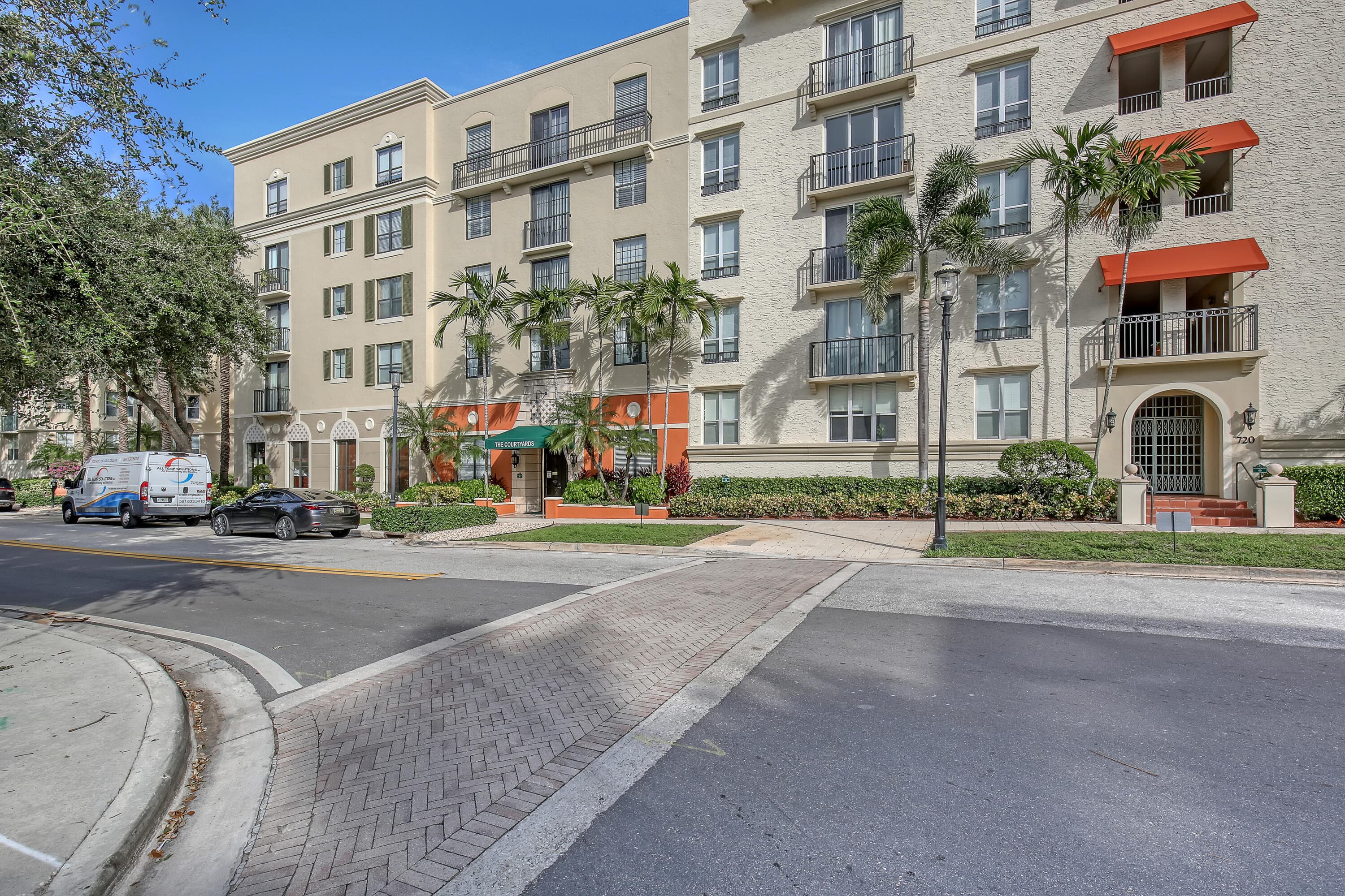720 S Sapodilla Avenue 301, West Palm Beach, FL 33401 — photo 19 of 24