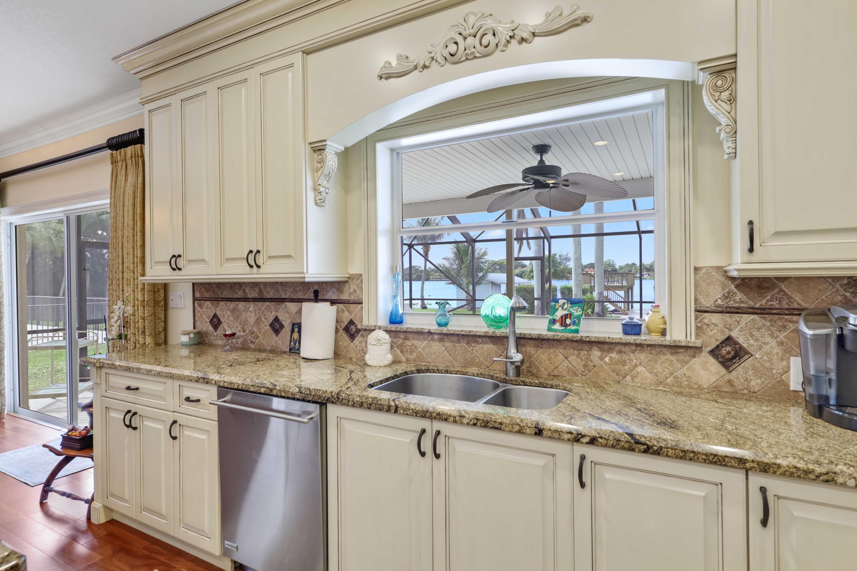 2097 Circle Place Drive, Lake Worth, FL 33462 — photo 15 of 66