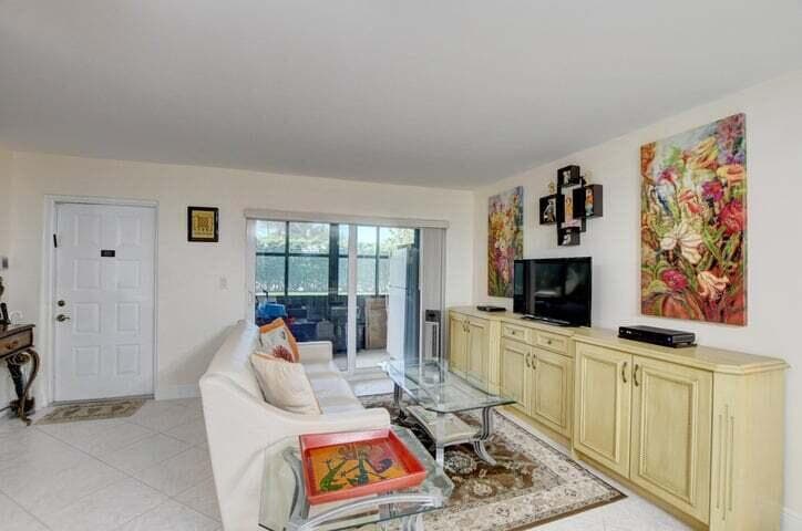 7539 S Oriole Boulevard 103, Delray Beach, FL 33446 — photo 4 of 19