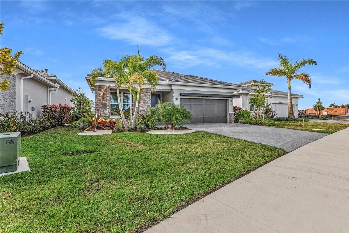 10161 Timber Creek Way, Palm Beach Gardens, FL 33412 — photo 4 of 98