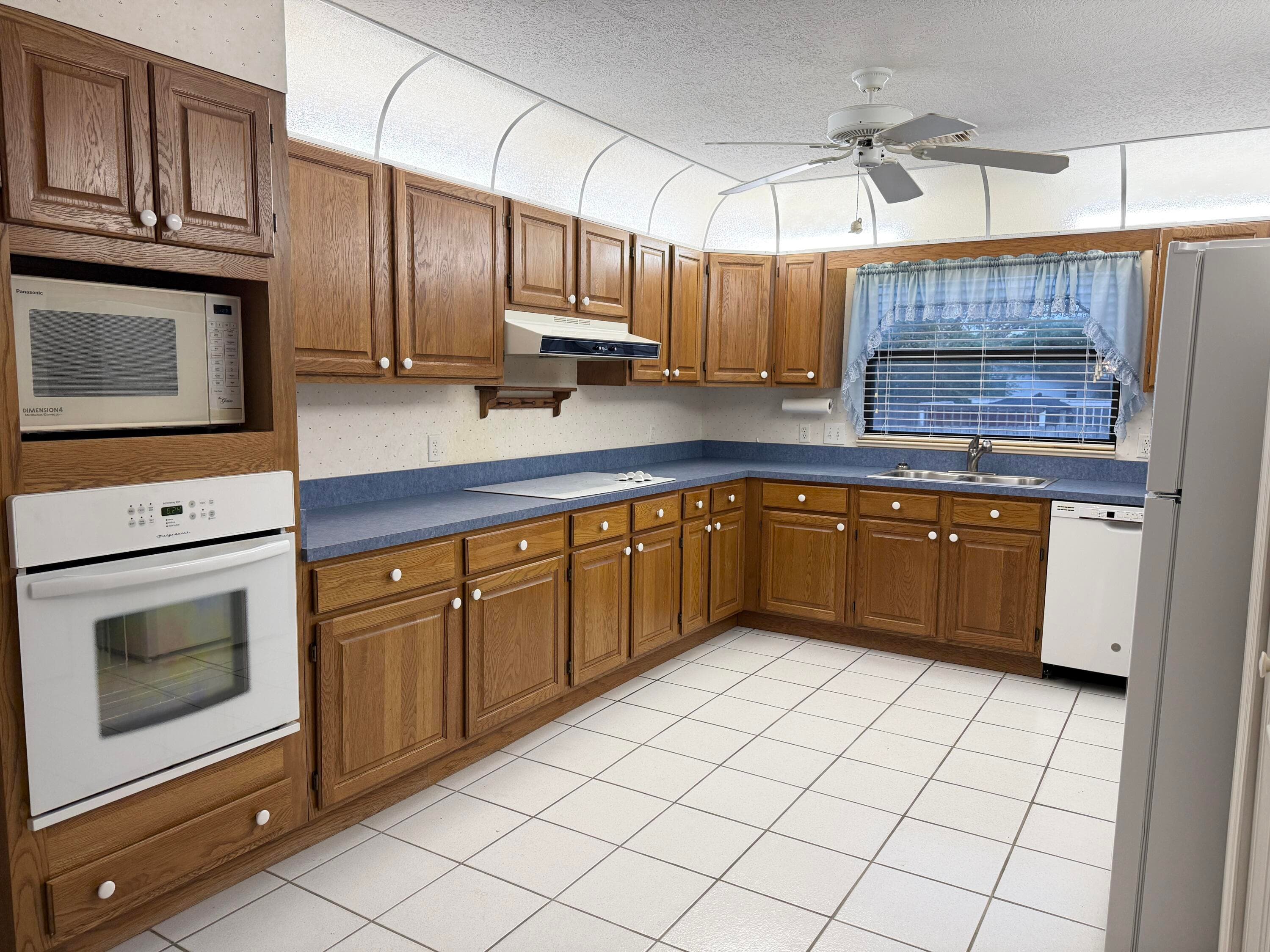 6539 SE Held Court, Stuart, FL 34997 — photo 13 of 34