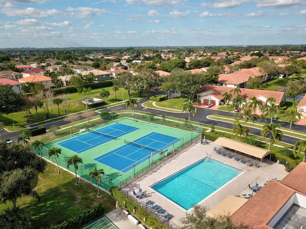 9705 Sills Drive E 204, Boynton Beach, FL 33437 — photo 35 of 38