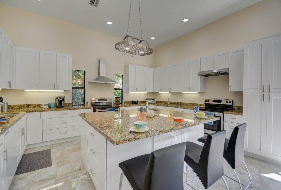 3855 NW 5th Avenue, Boca Raton, FL 33431 — photo 7 of 23