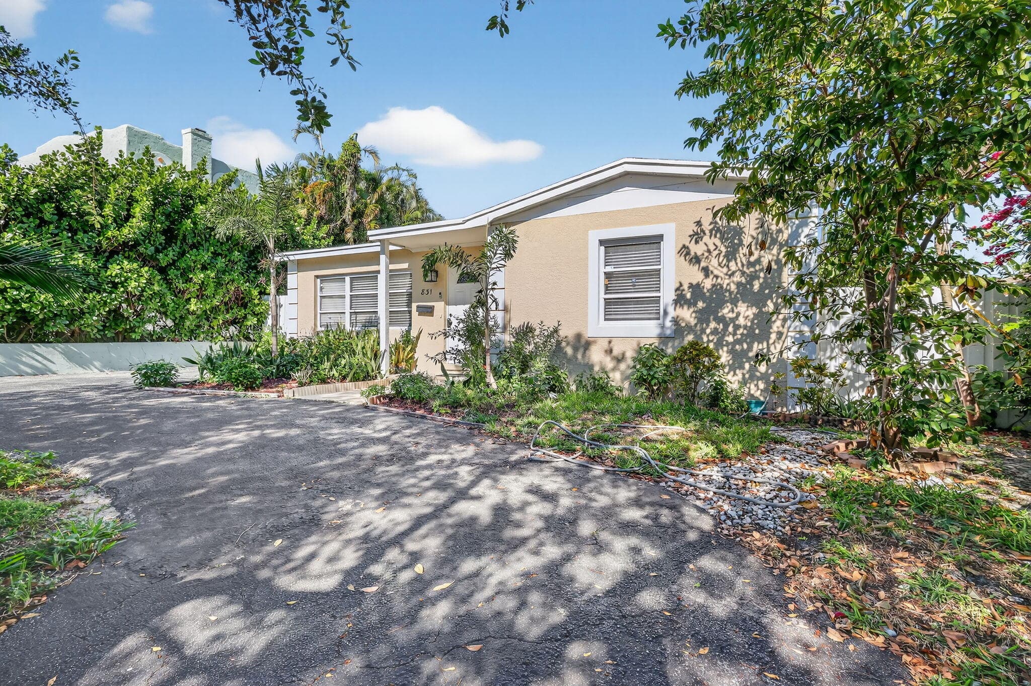 831 30th Court, West Palm Beach, FL 33407 — photo 3 of 33