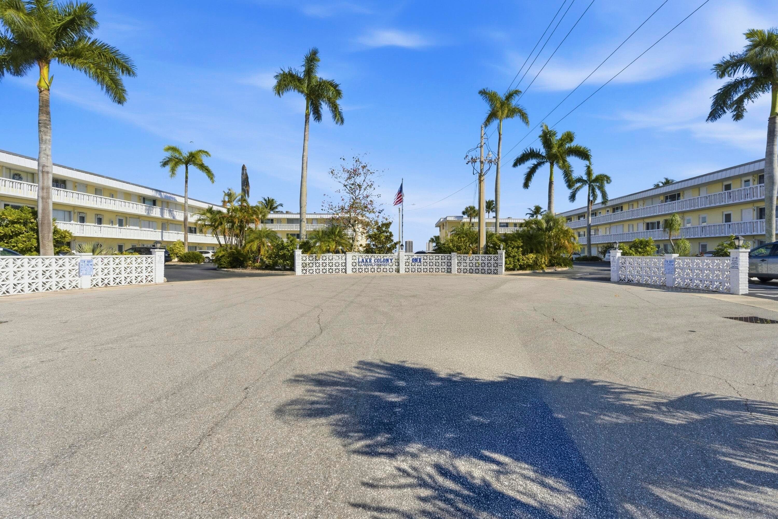 100 Doolen Court 203, North Palm Beach, FL 33408 — photo 15 of 24