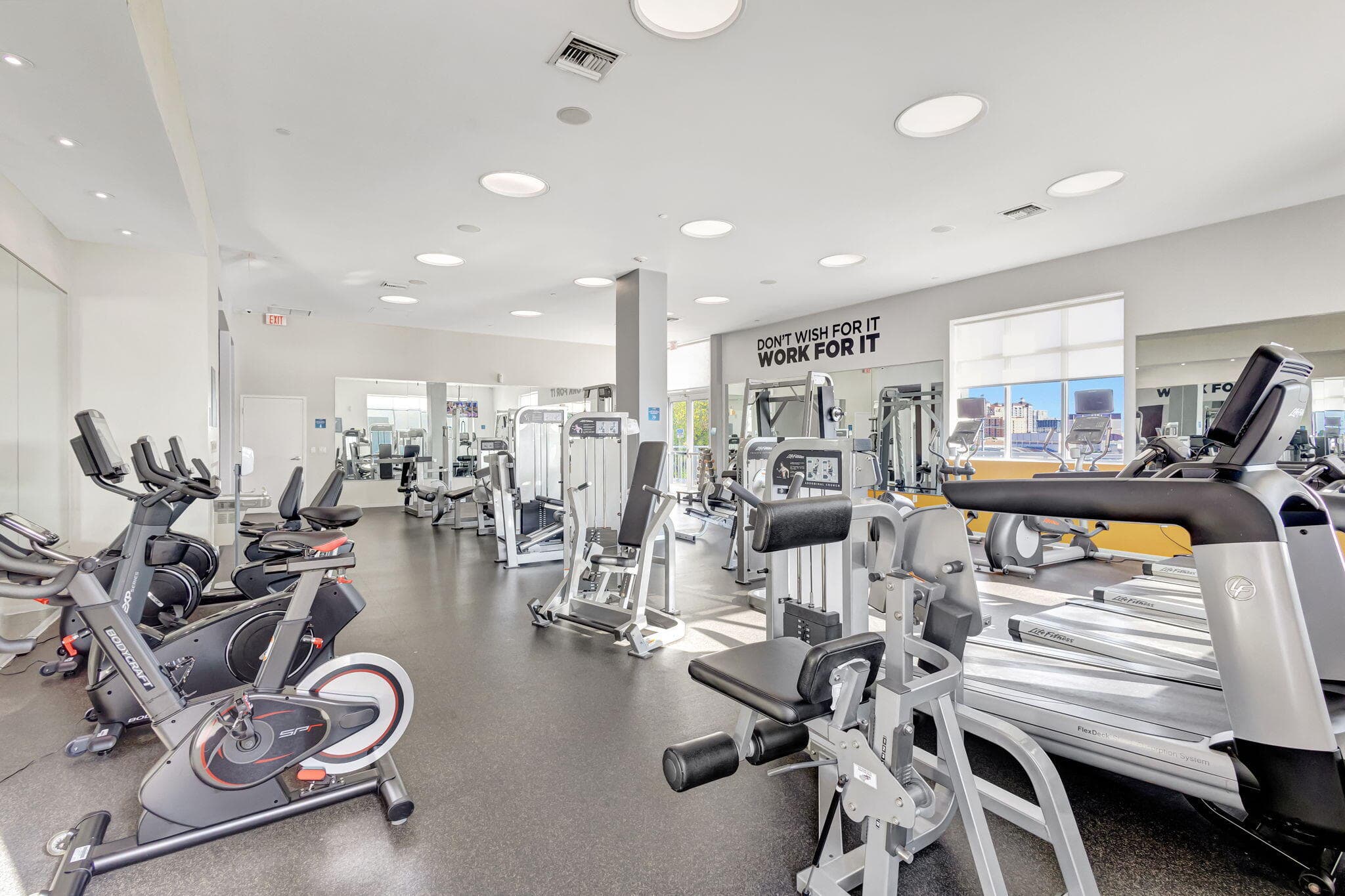 300 S Australian Avenue 1205, West Palm Beach, FL 33401 — photo 43 of 47