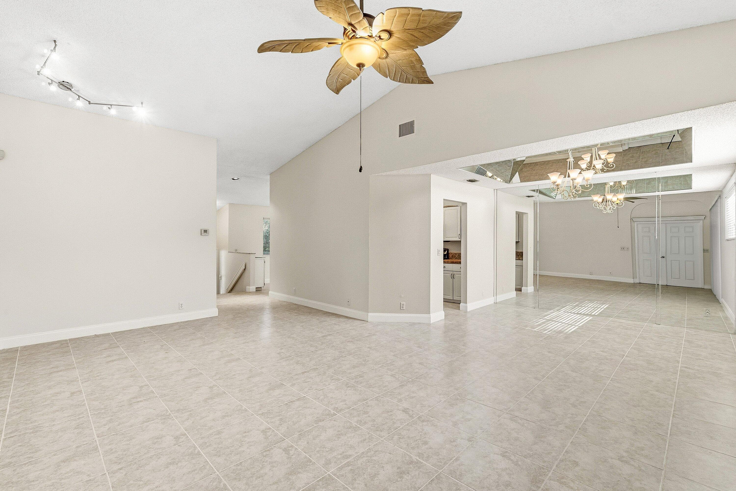 9770 Nickels Boulevard 405, Boynton Beach, FL 33436 — photo 7 of 35