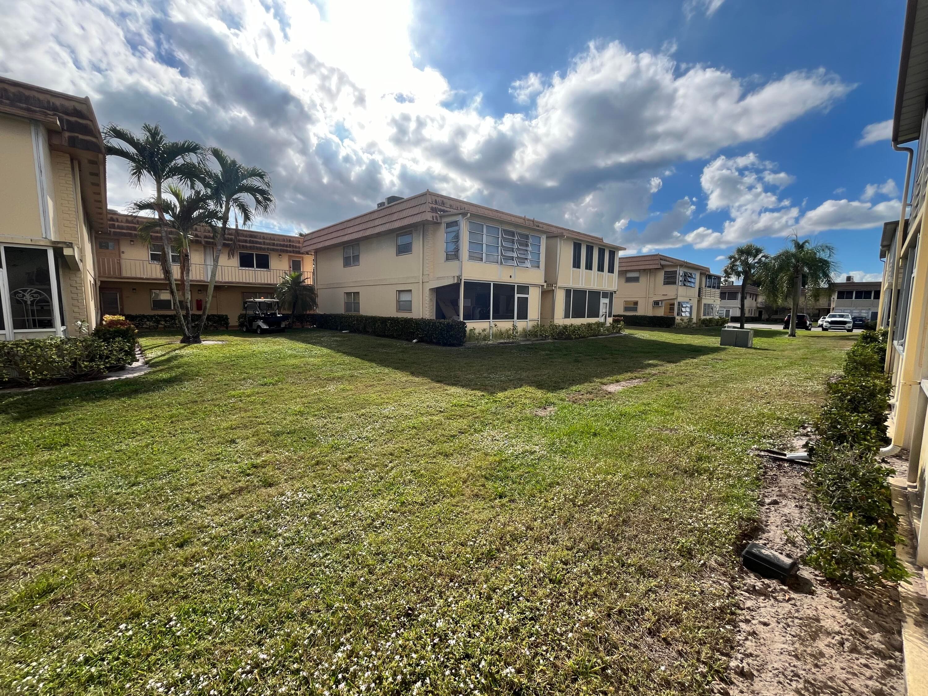 161 Saxony D, Delray Beach, FL 33446 — photo 1 of 29