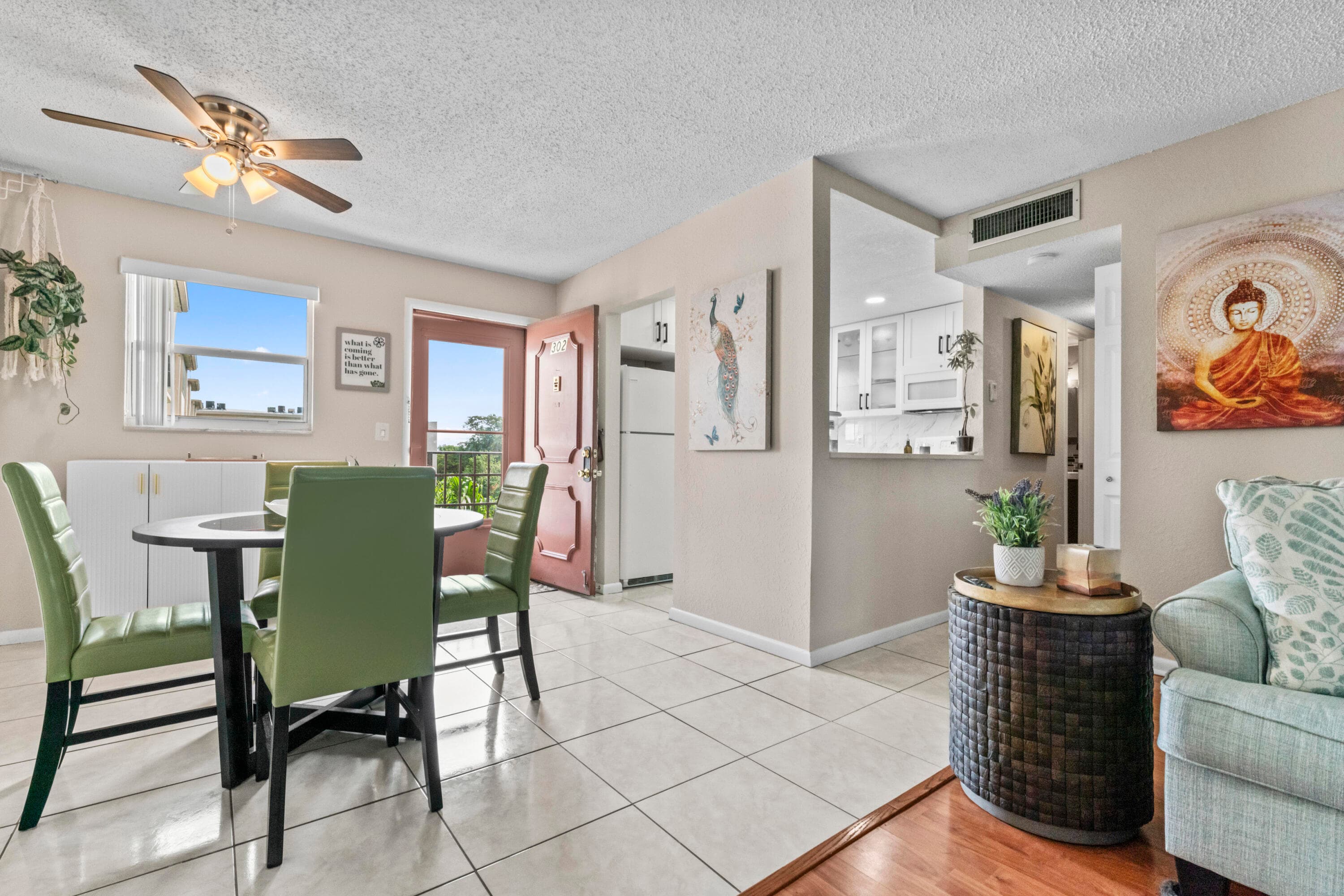 225 Bonnie Boulevard 302, Palm Springs, FL 33461 — photo 4 of 35