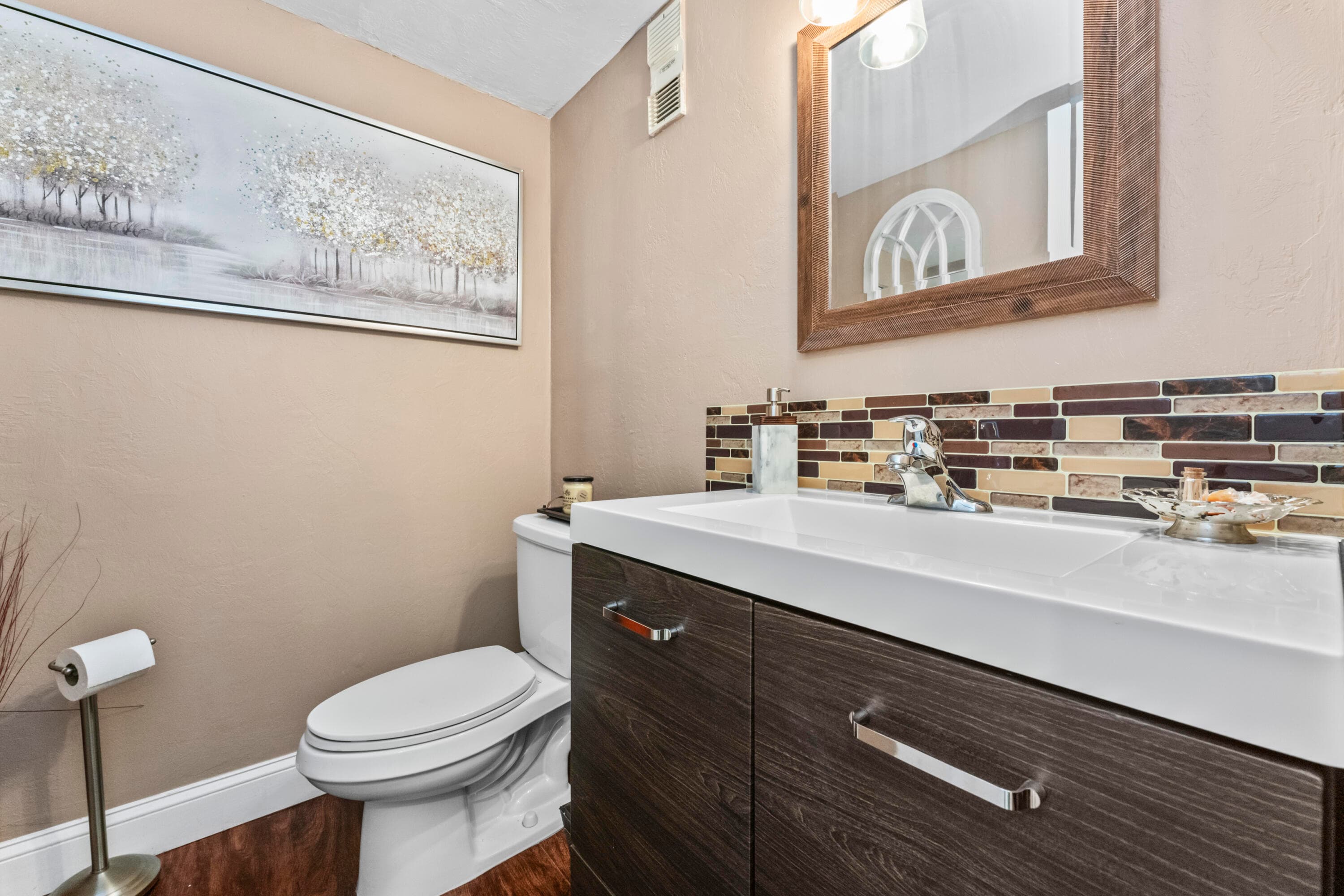225 Bonnie Boulevard 302, Palm Springs, FL 33461 — photo 13 of 35