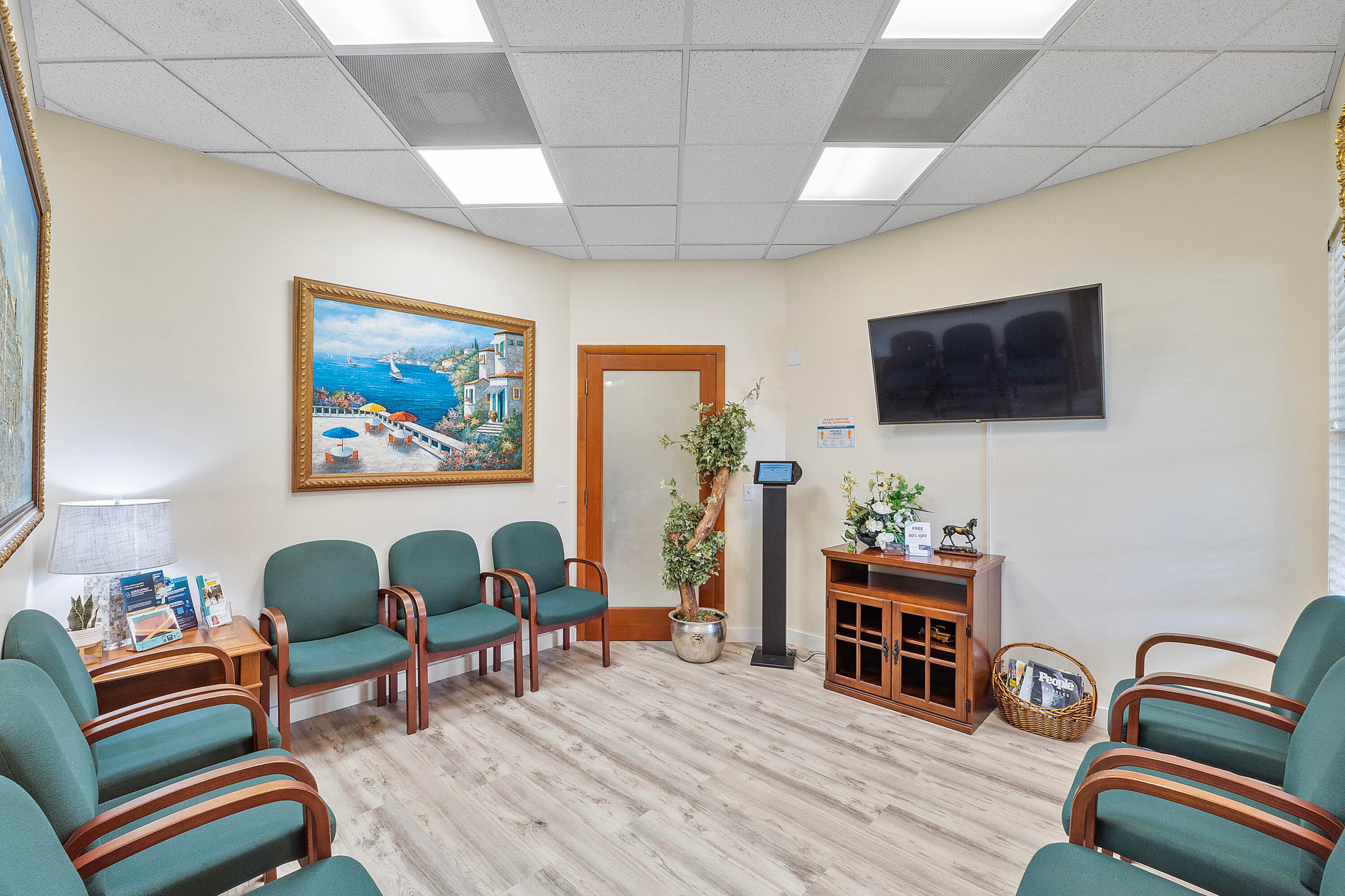 18044 NW 6th Street 101, Pembroke Pines, FL 33029 — photo 3 of 16