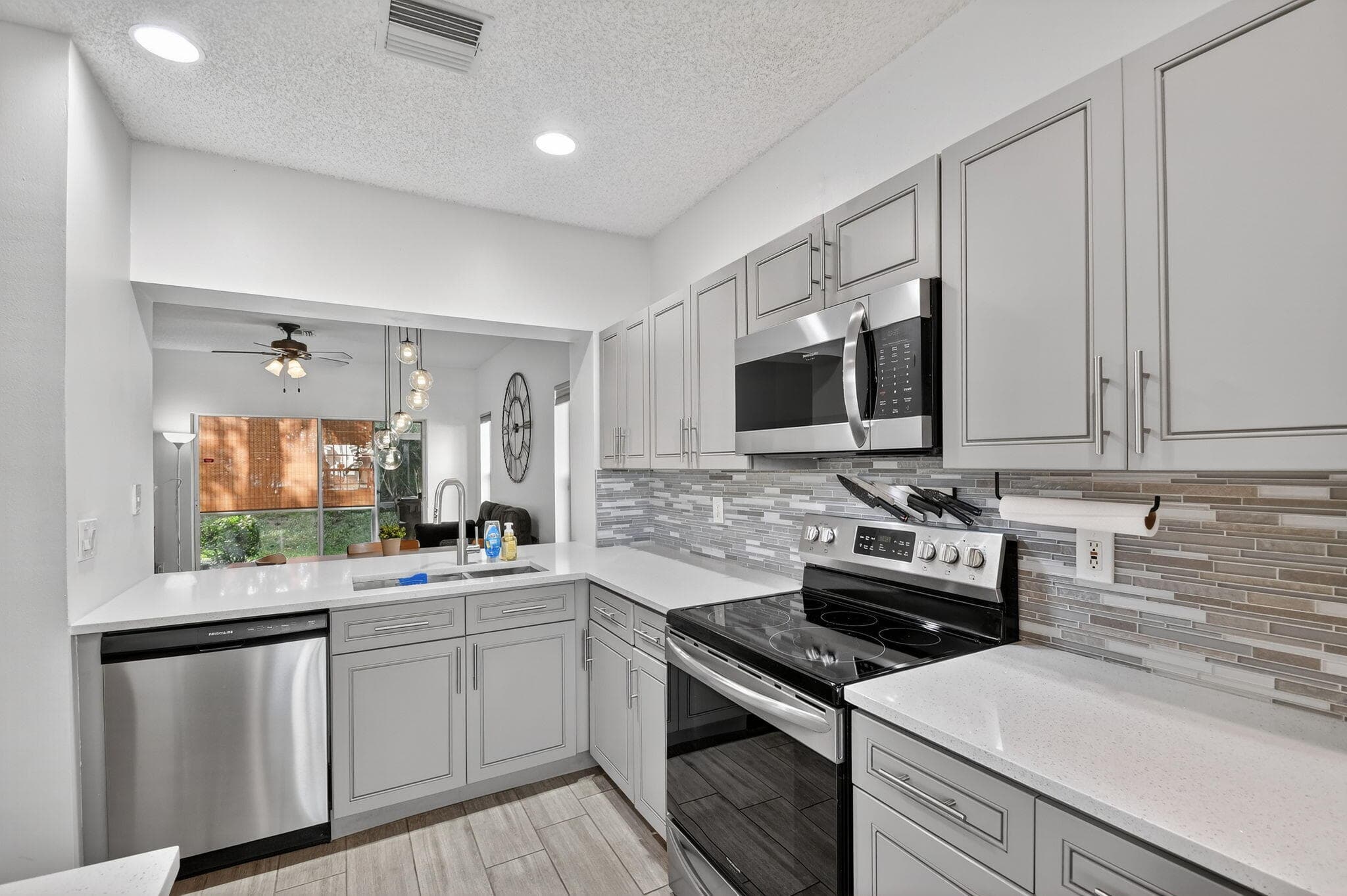 5015 Palmbrooke Circle, West Palm Beach, FL 33417 — photo 11 of 56