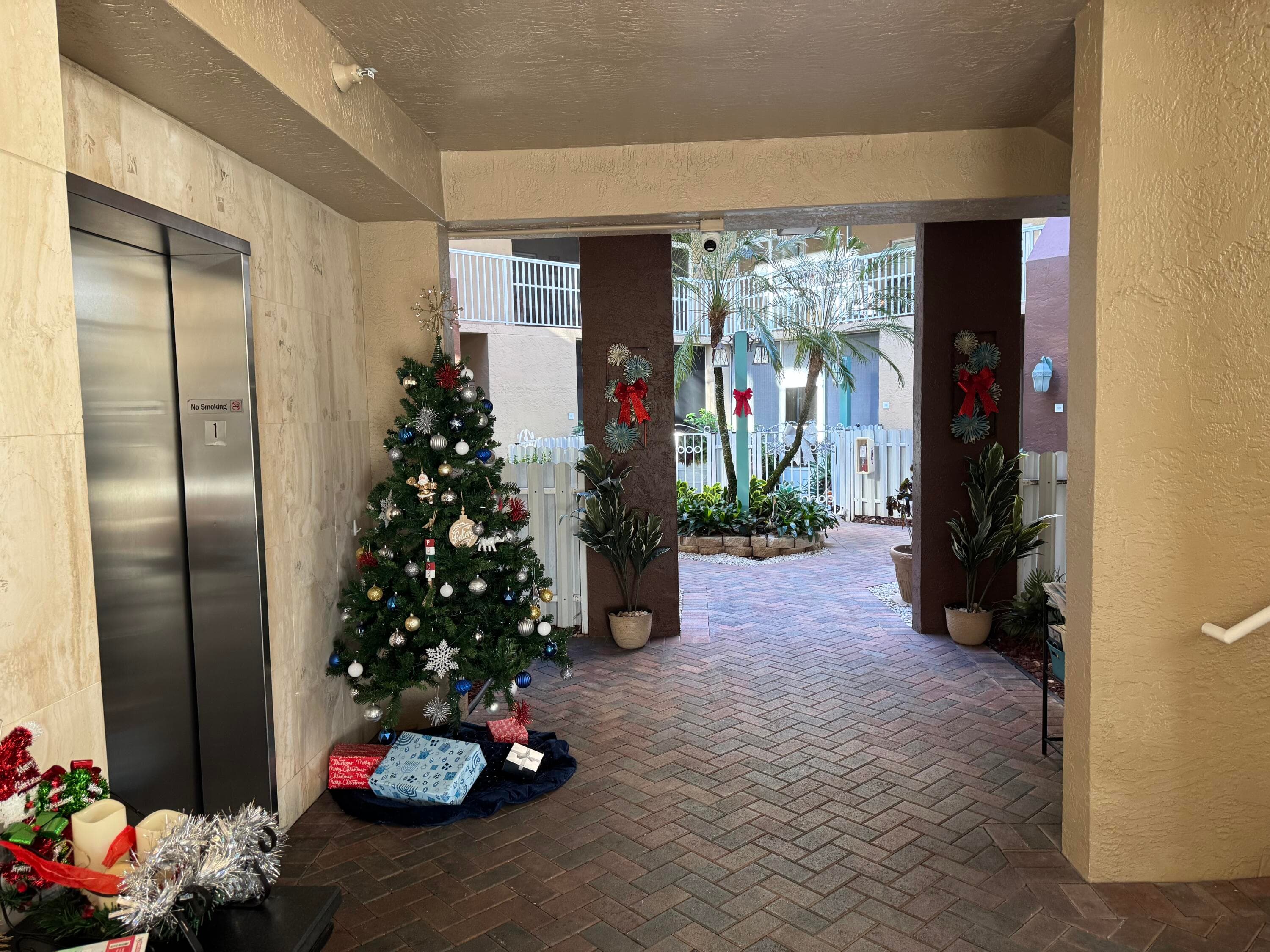 7715 Southampton Terrace 405, Tamarac, FL 33321 — photo 3 of 45