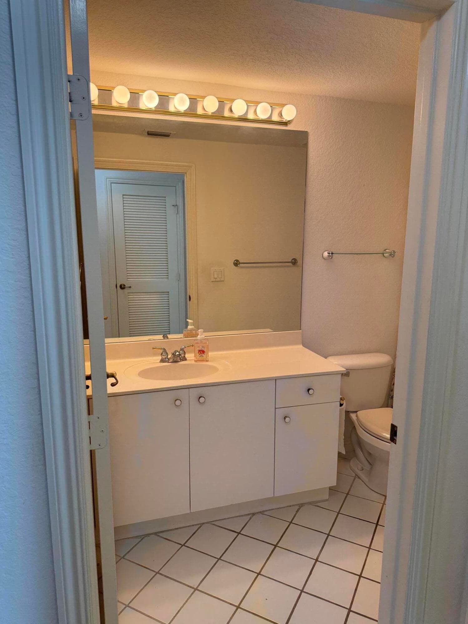 7715 Southampton Terrace 405, Tamarac, FL 33321 — photo 31 of 45
