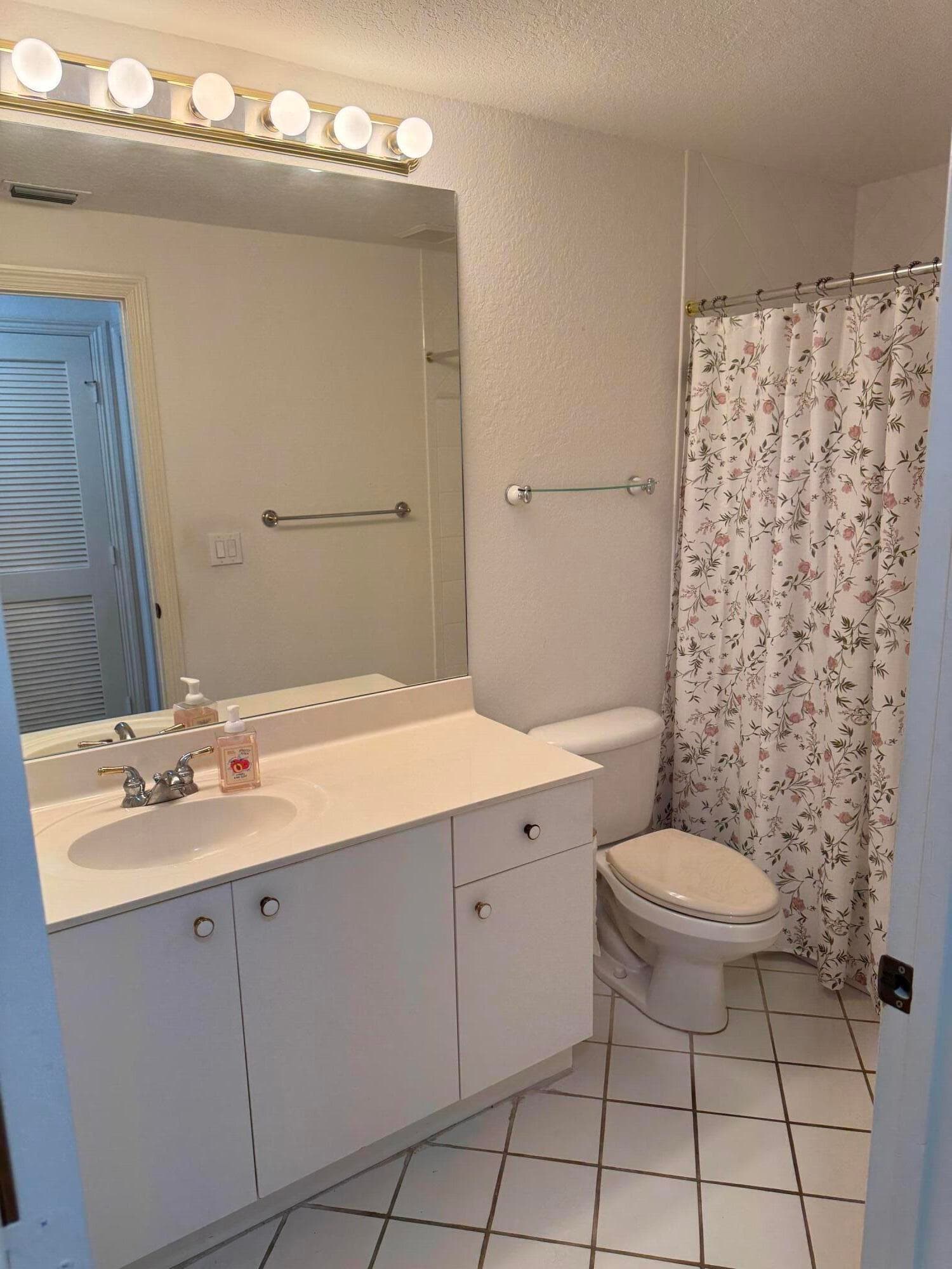 7715 Southampton Terrace 405, Tamarac, FL 33321 — photo 32 of 45
