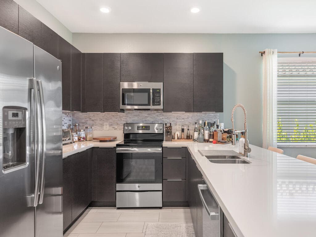 1786 Berkshire Circle SW, Vero Beach, FL 32968 — photo 14 of 37