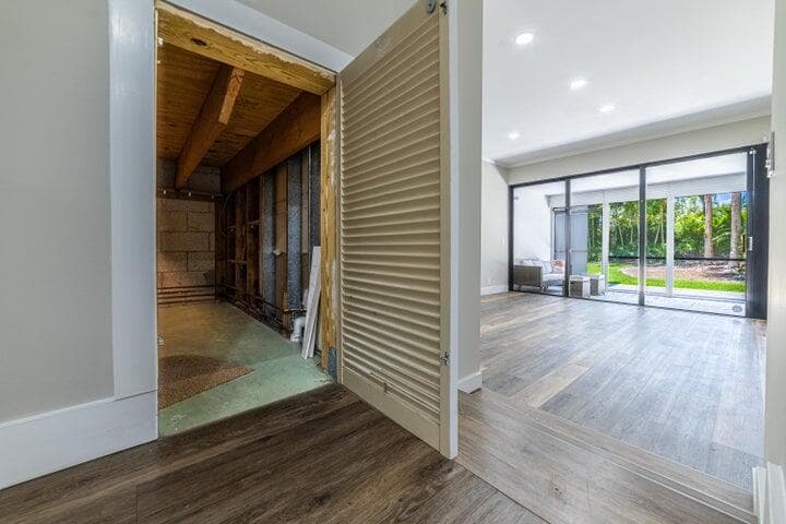 2517 Presidential Way B, West Palm Beach, FL 33401 — photo 14 of 45
