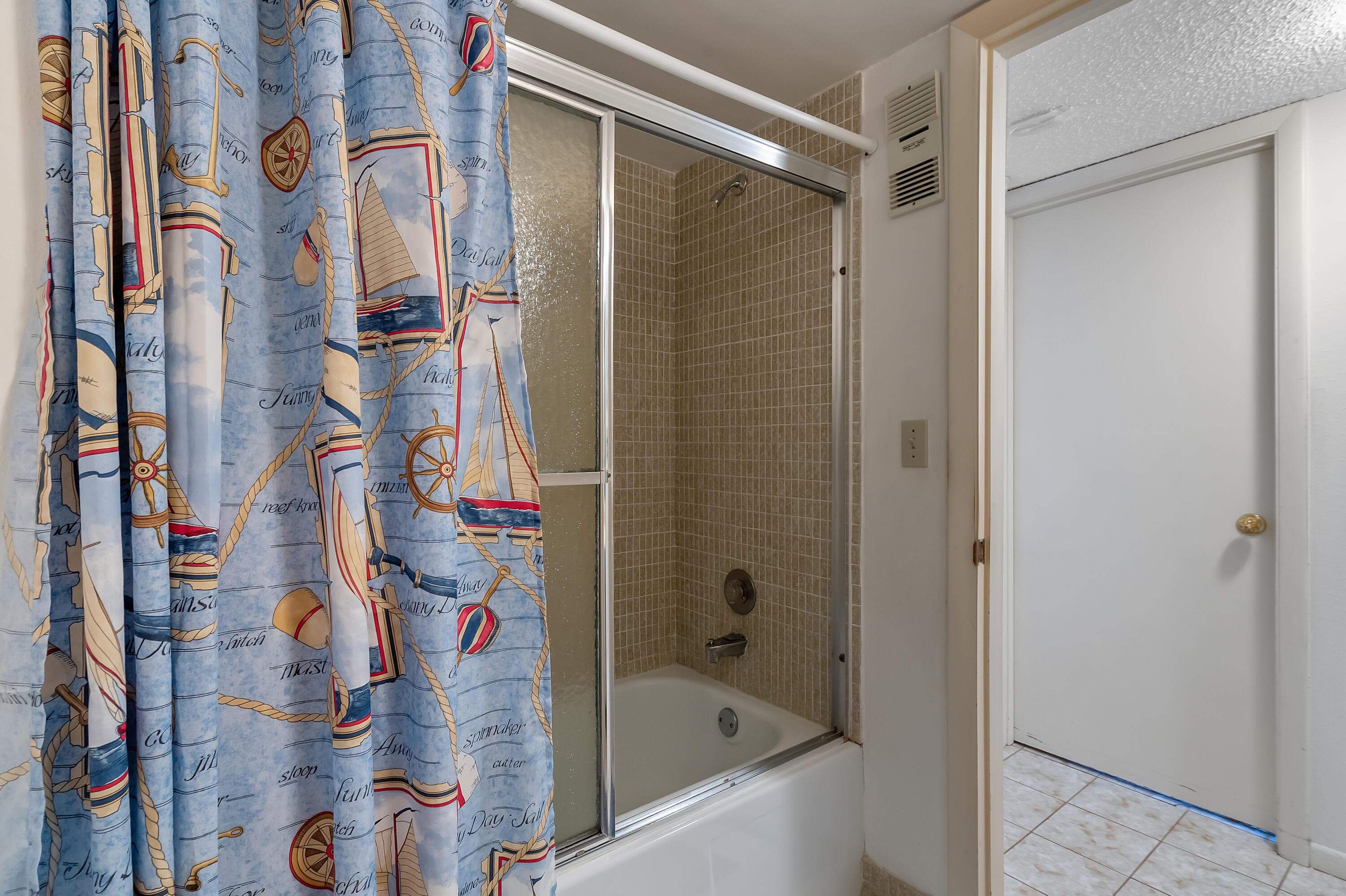4980 E Sabal Palm Boulevard 226, Tamarac, FL 33319 — photo 17 of 37