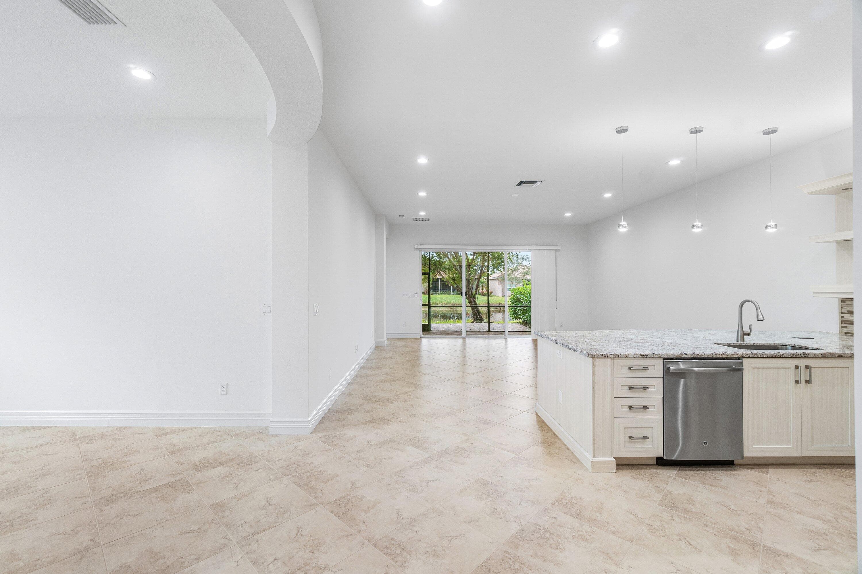 8214 Cloud Peak Drive, Boynton Beach, FL 33473 — photo 5 of 60