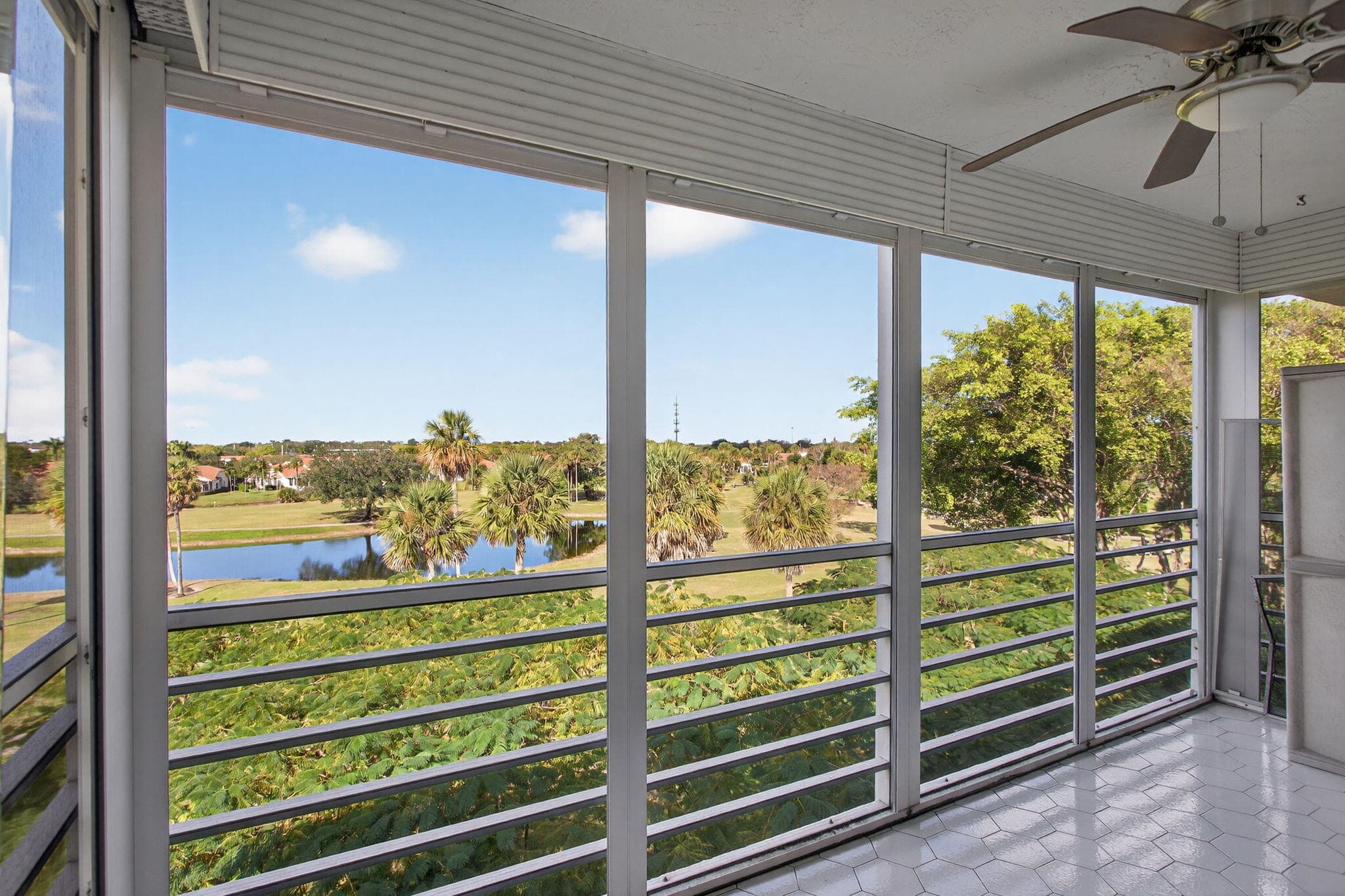 3960 Oaks Clubhouse Drive 512, Pompano Beach, FL 33069 — photo 38 of 53