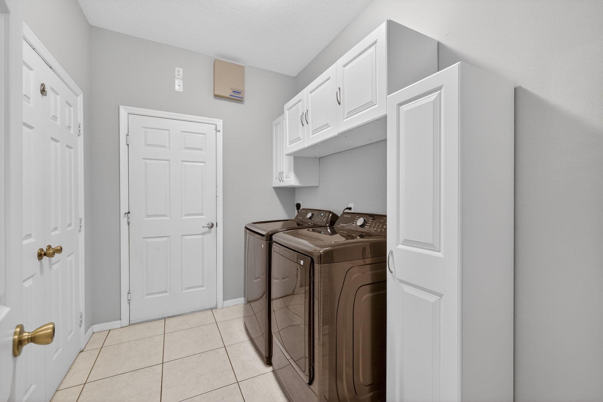 5806 NW Breezy Brook Court, Port St. Lucie, FL 34986 — photo 10 of 49