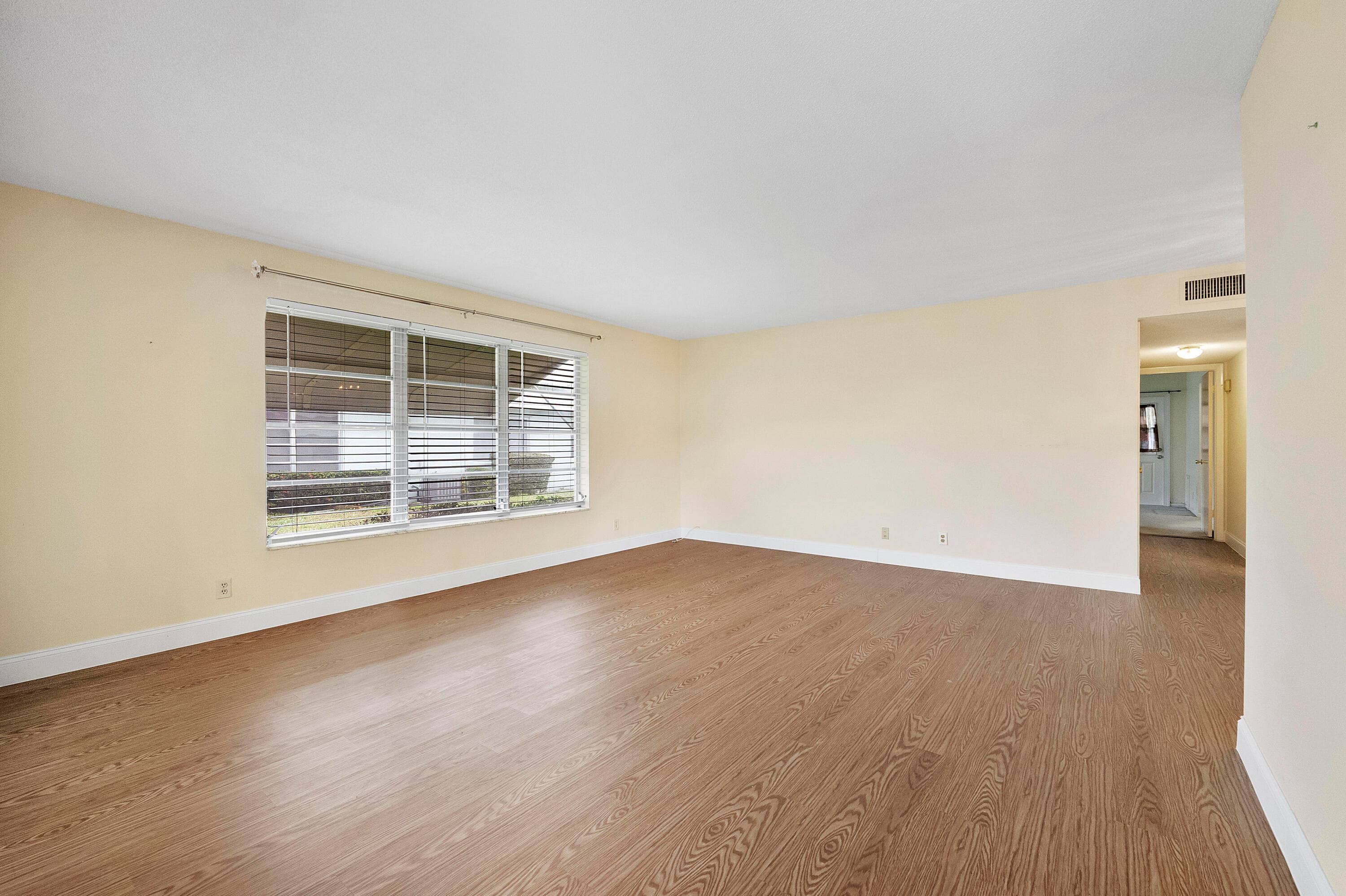 212 High Point Terrace W A, Delray Beach, FL 33445 — photo 3 of 34