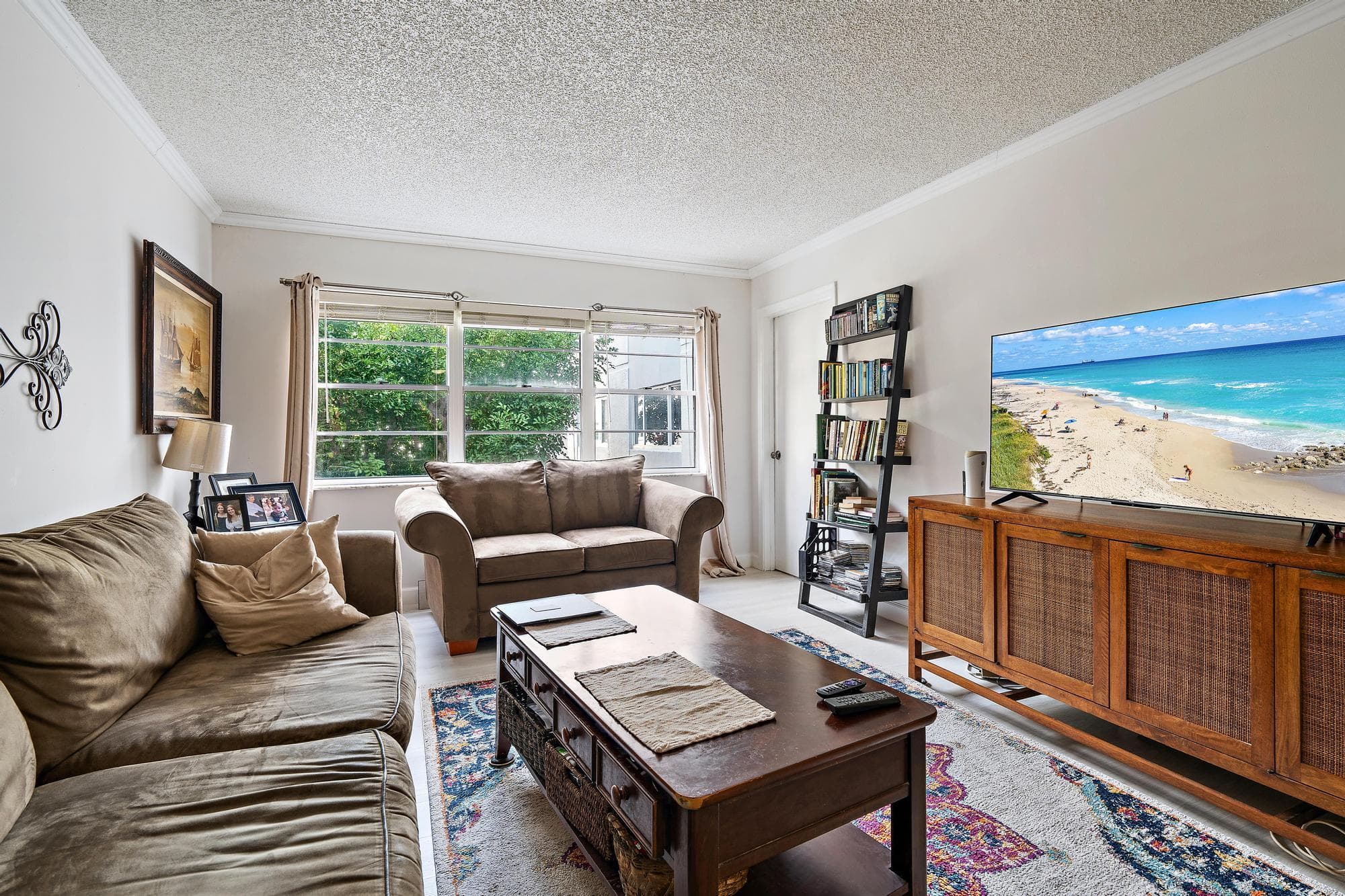 1516 S Lakeside Drive 207, Lake Worth Beach, FL 33460 — photo 1 of 25