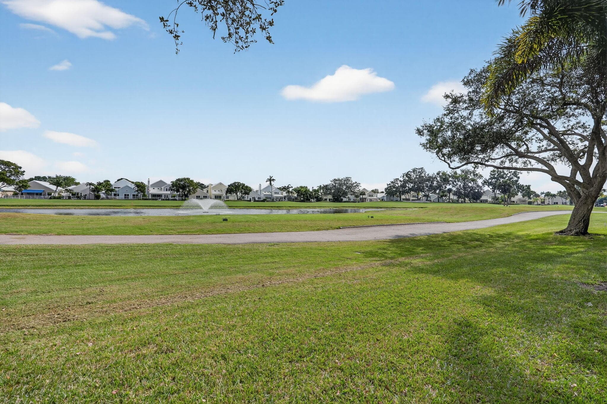 830 Windermere Way, Palm Beach Gardens, FL 33418 — photo 32 of 41