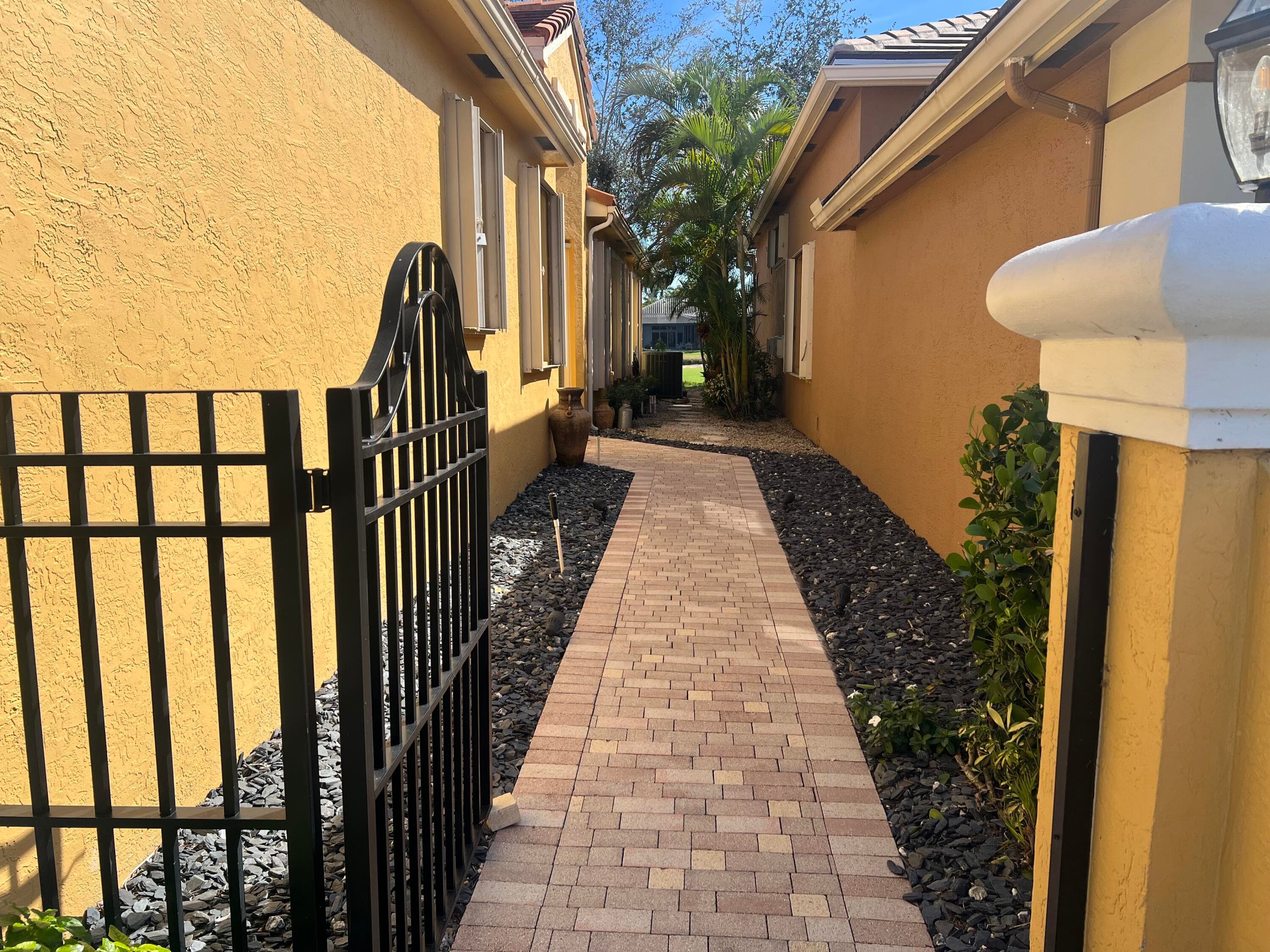 4194 Imperial Isle Drive, Lake Worth, FL 33449 — photo 2 of 54