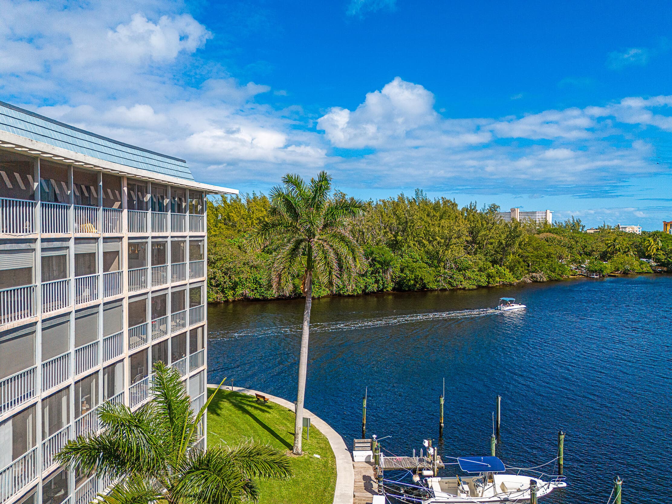 1537 E Hillsboro Boulevard 243, Deerfield Beach, FL 33441 — photo 7 of 30