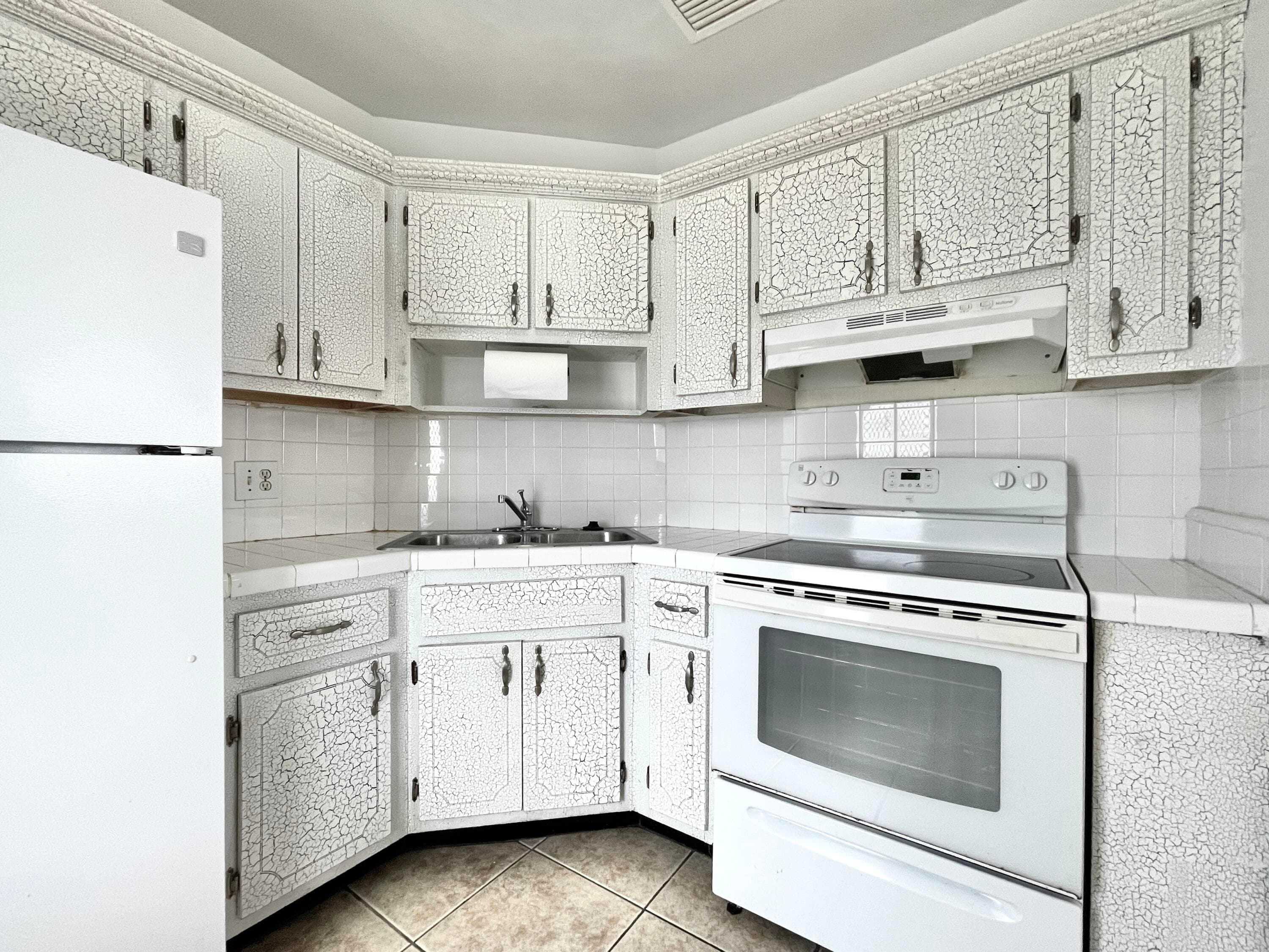 1021 Crystal Lake Drive 315, Deerfield Beach, FL 33064 — photo 9 of 27