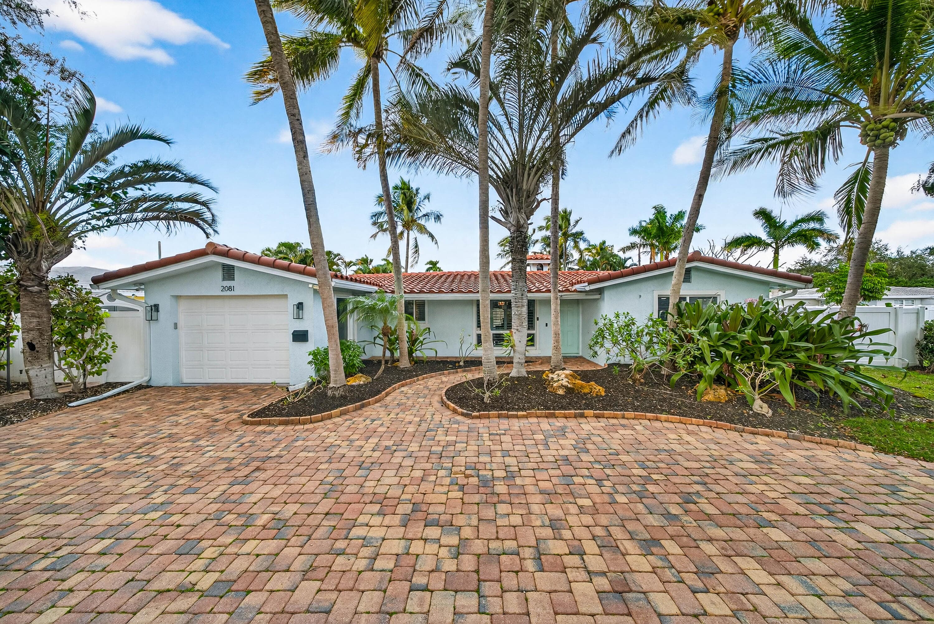 2081 NE 25th Street, Lighthouse Point, FL 33064 — photo 4 of 55