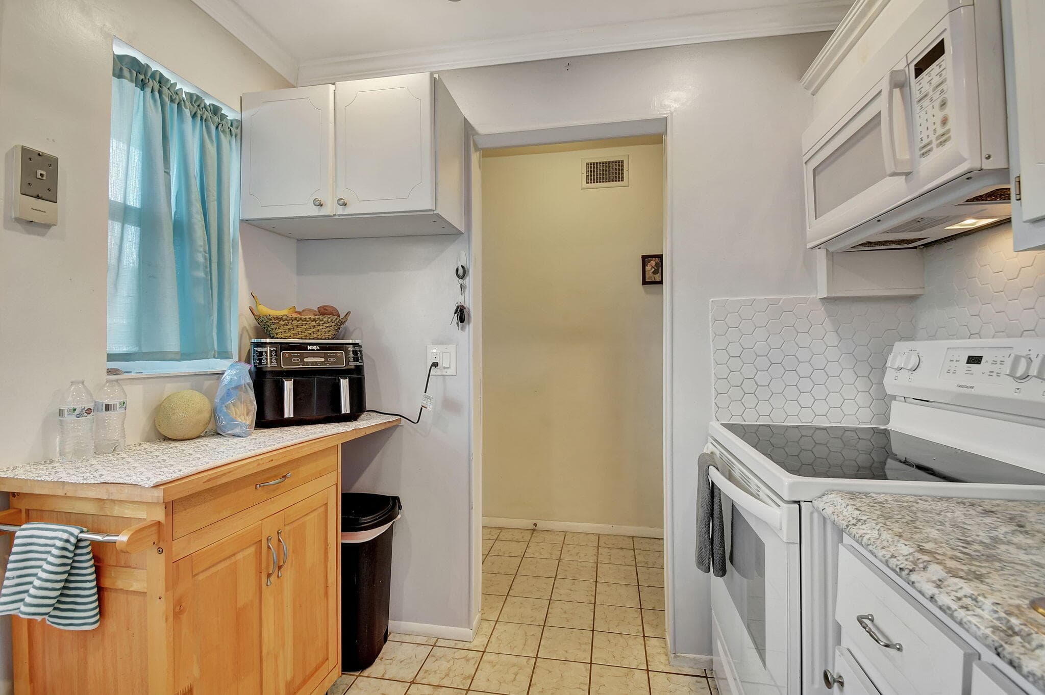 2121 NE 1st Court 105, Boynton Beach, FL 33435 — photo 8 of 27